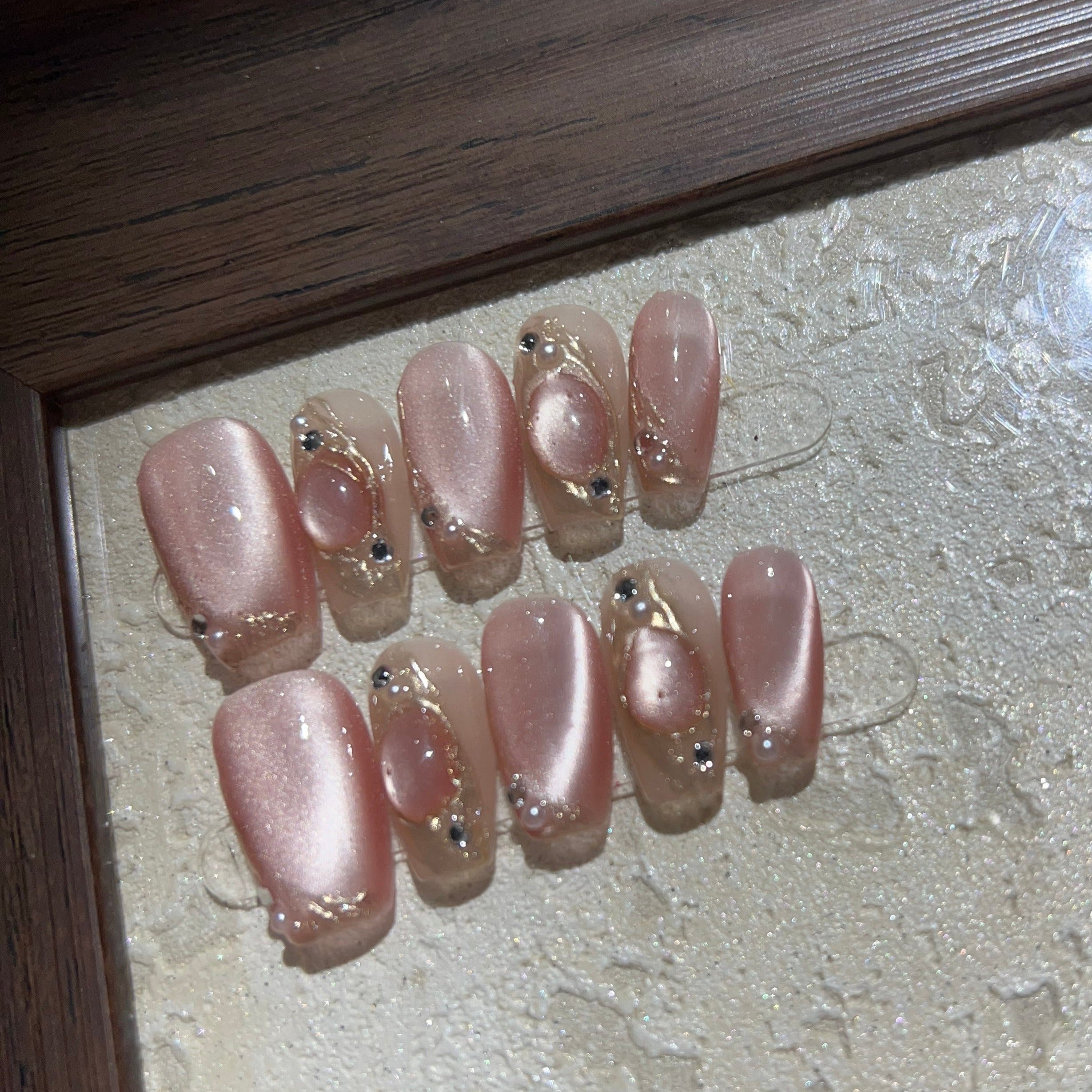 PARIS-TEN PIECES OF HANDCRAFTED PRESS ON NAIL