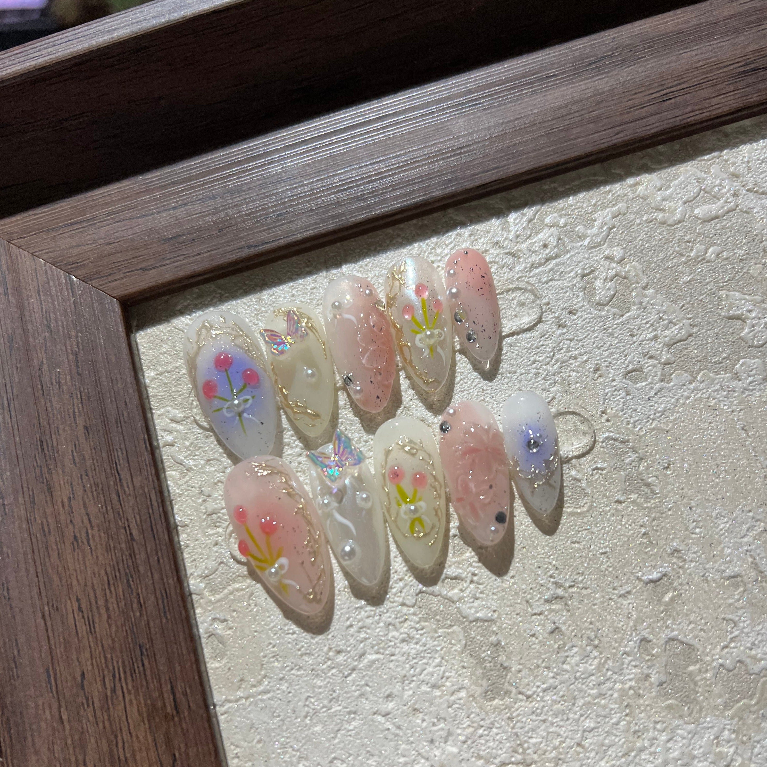 SPRING-3D FLOWER TEN PIECES OF HANDCRAFTED PRESS ON NAIL