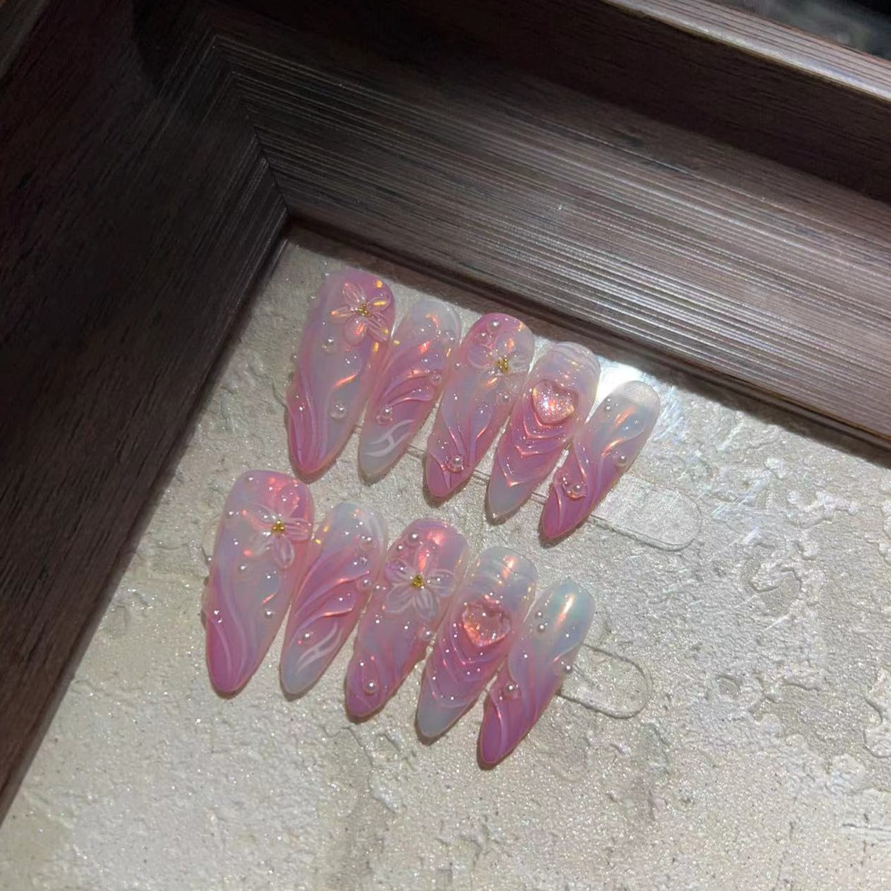 SPRING-3D FLOWER TEN PIECES OF HANDCRAFTED PRESS ON NAIL