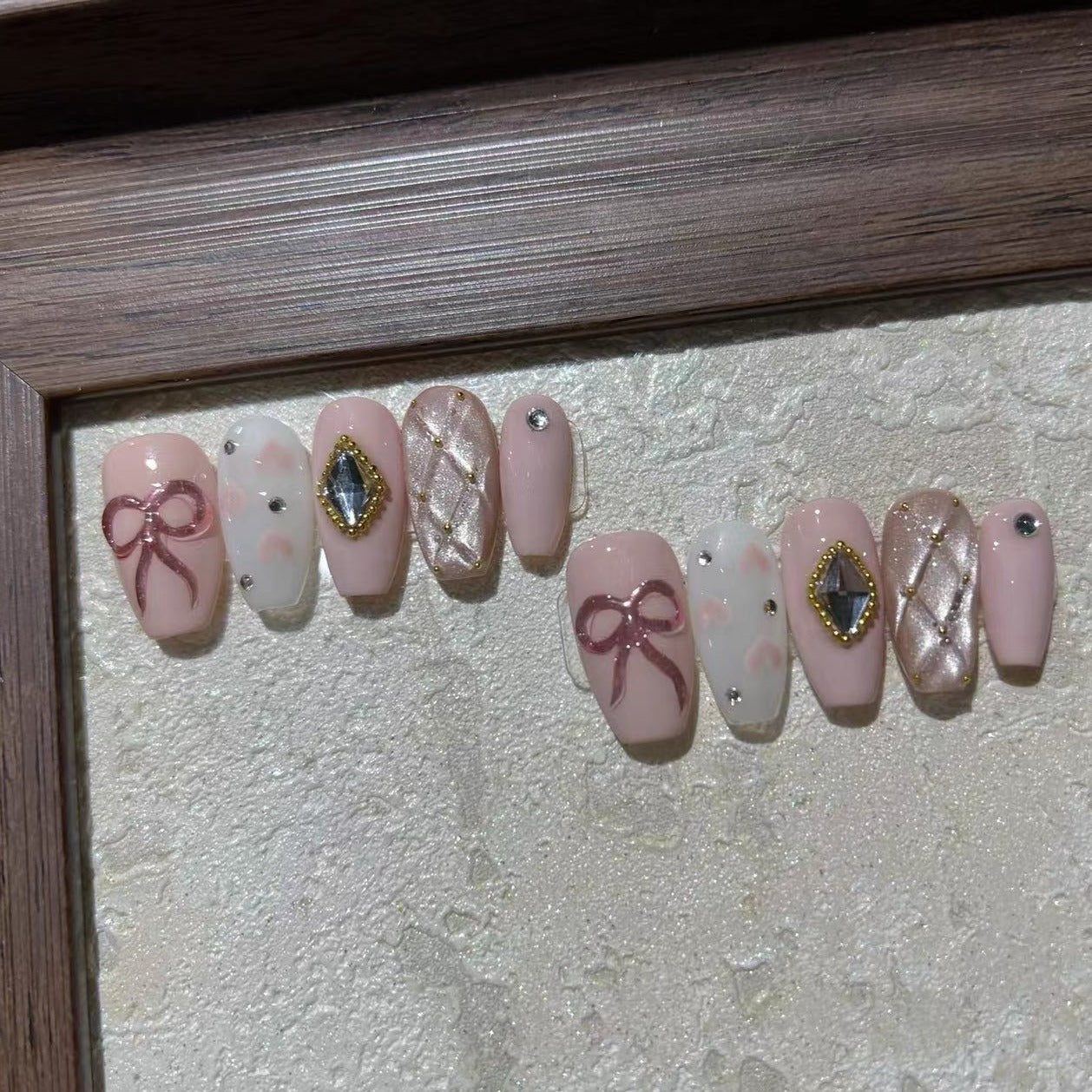 TANGO -TEN PIECES OF HANDCRAFTED PRESS ON NAIL