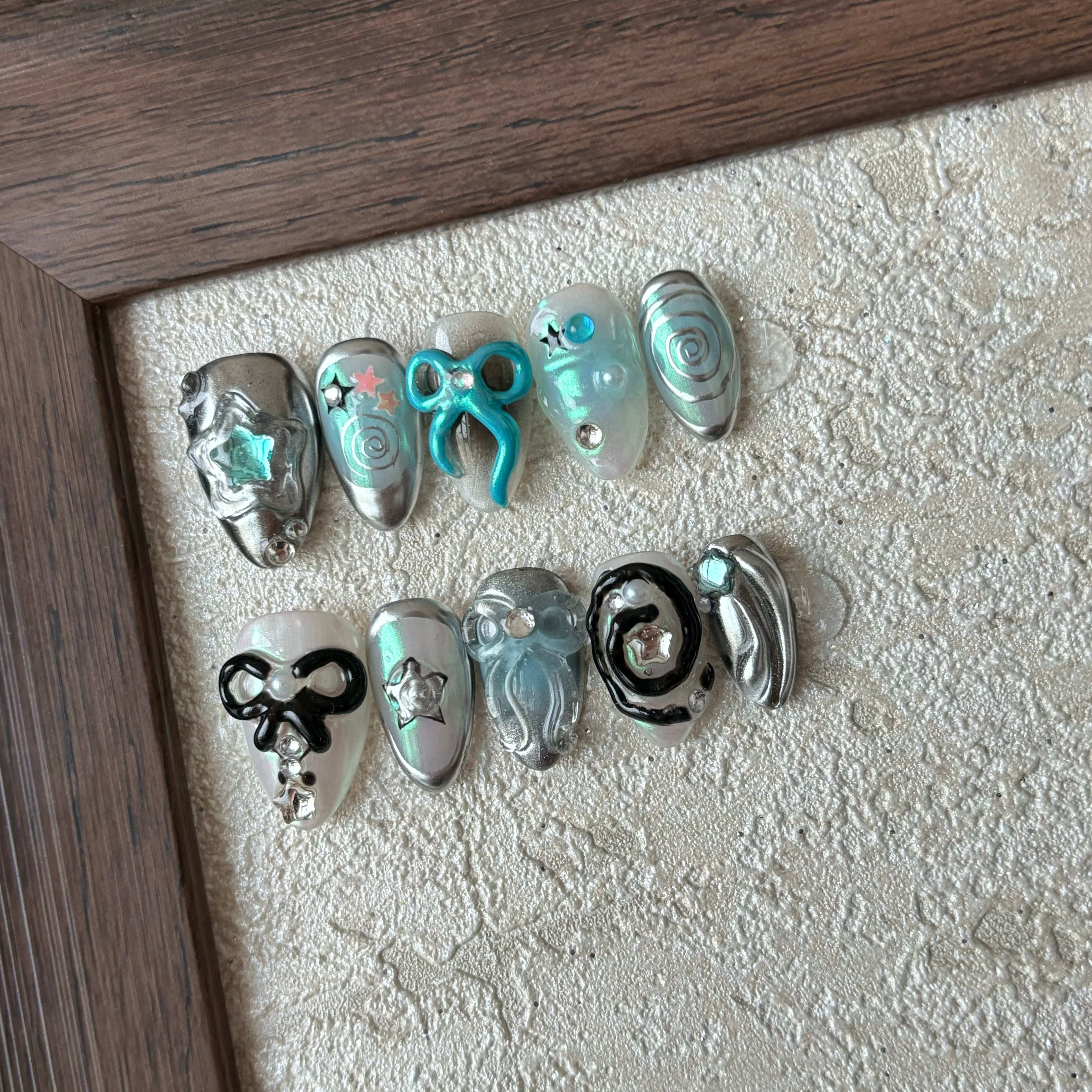 MIRACULOUS-TEN PIECES OF 3D HANDCRAFTED PRESS ON NAIL