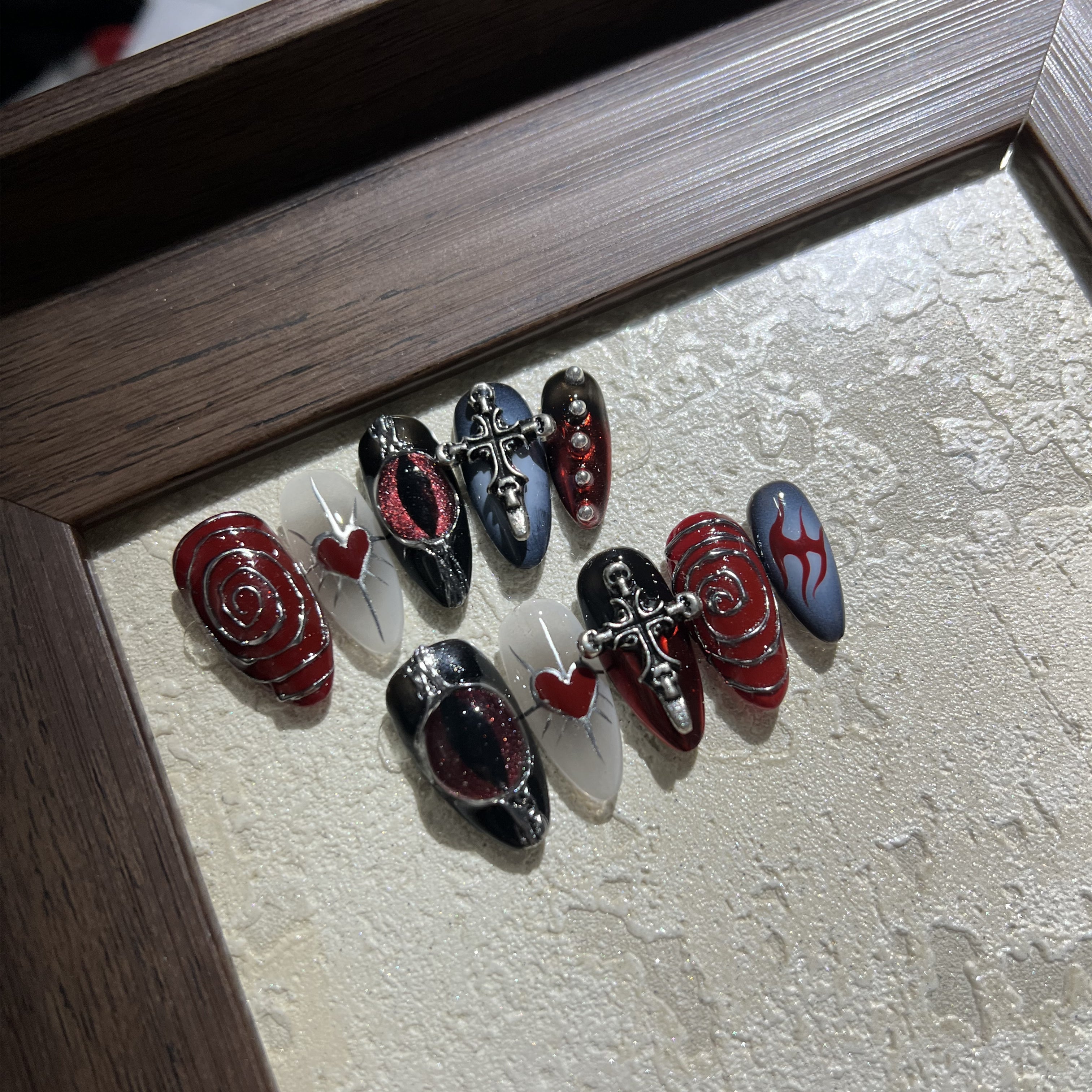 BIBLE-TEN PIECES OF HANDCRAFTED PRESS ON NAIL