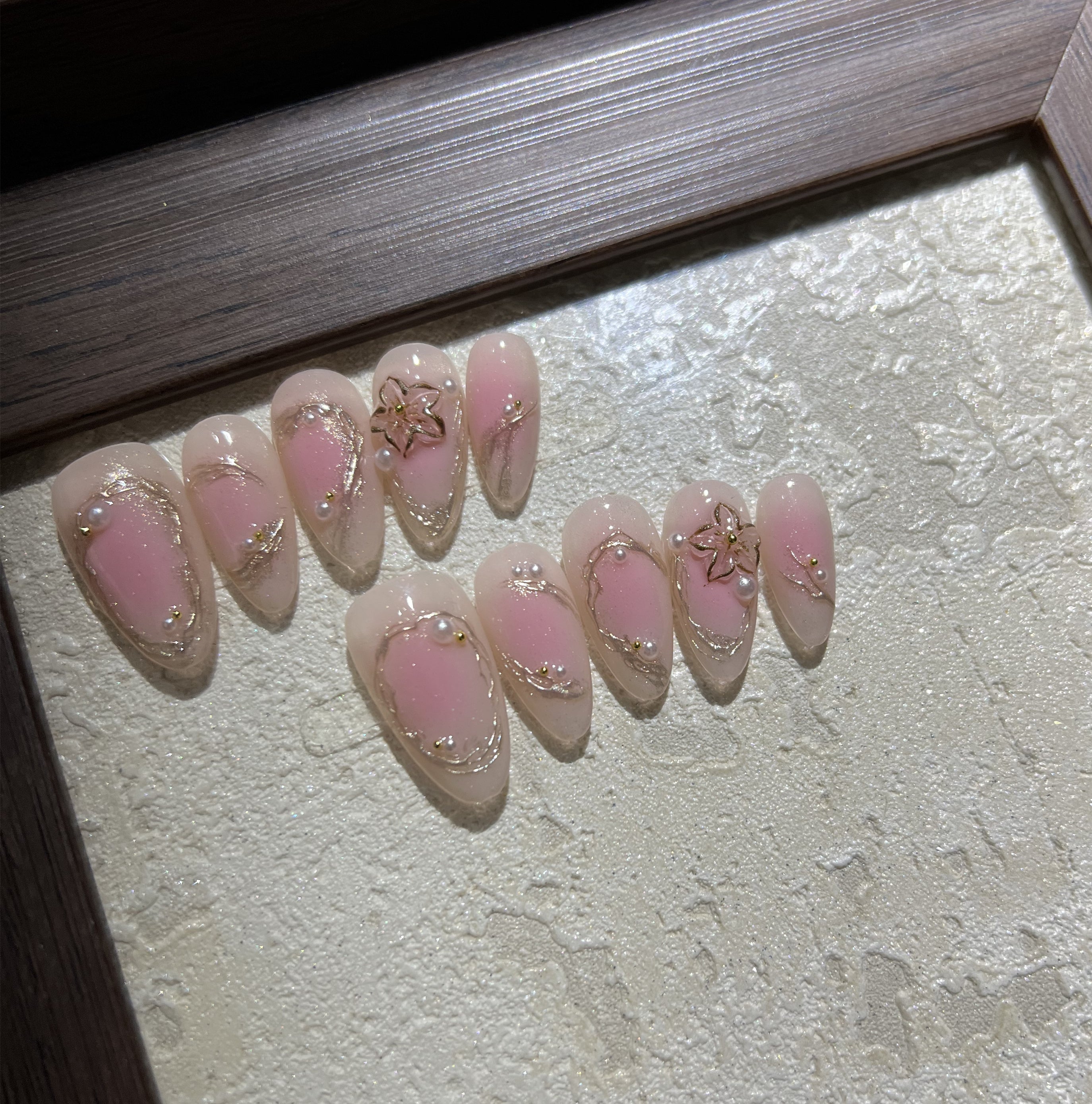 TWINE-TEN PIECES OF HANDCRAFTED PRESS ON NAIL