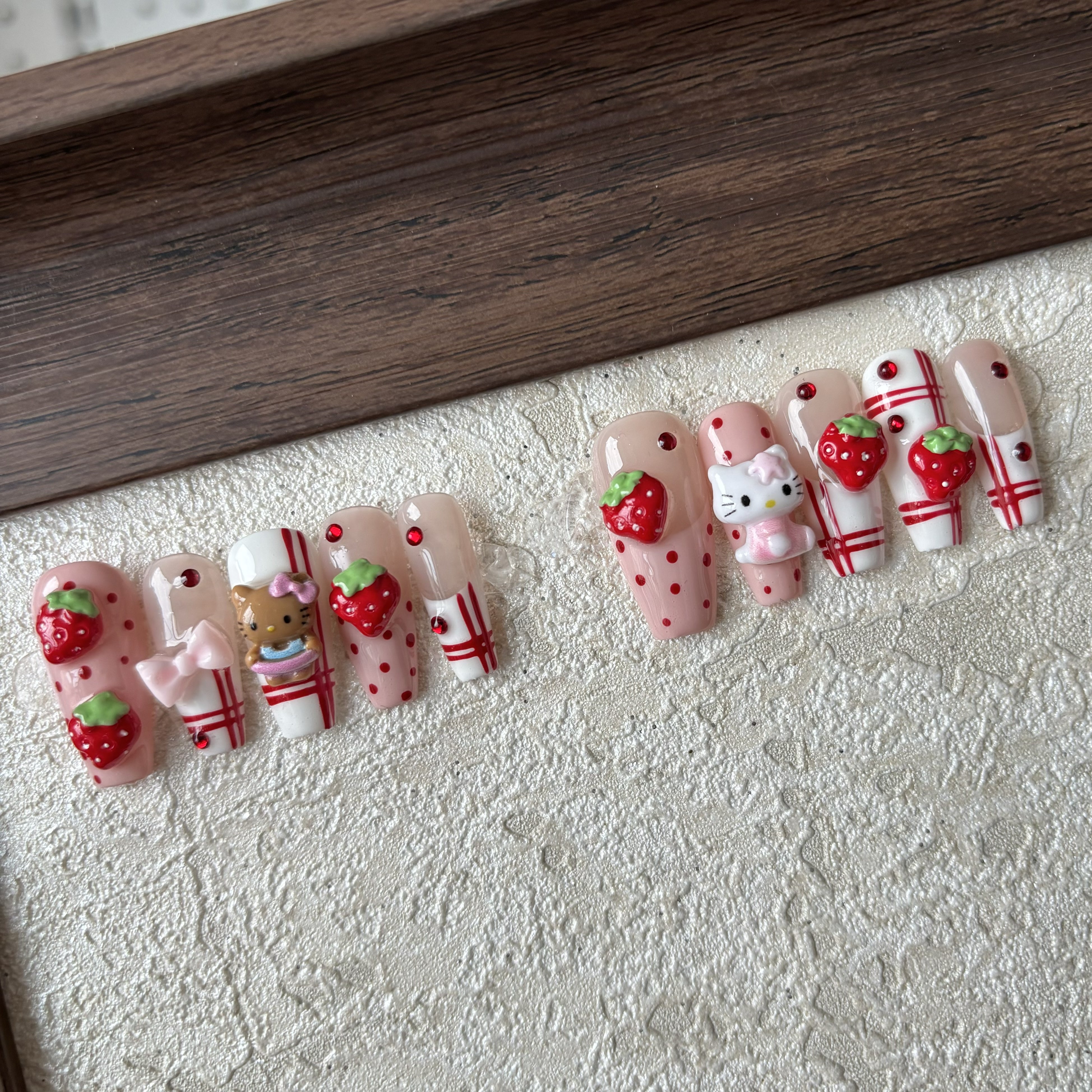 STRAWBERRY KITTY-TEN PIECES OF HANDCRAFTED PRESS ON NAIL