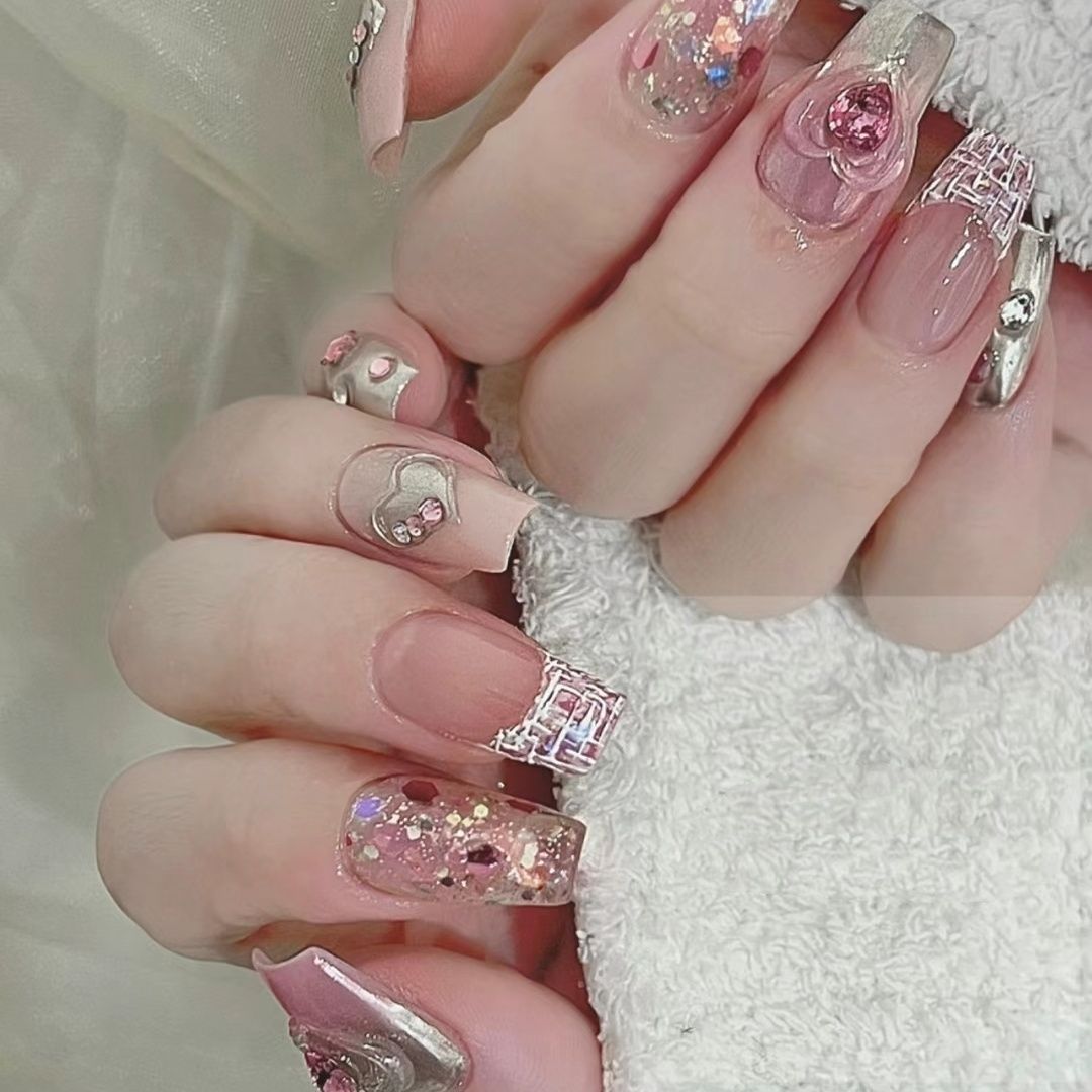 TEN PIECES OF HANDCRAFTED PRESS ON NAIL