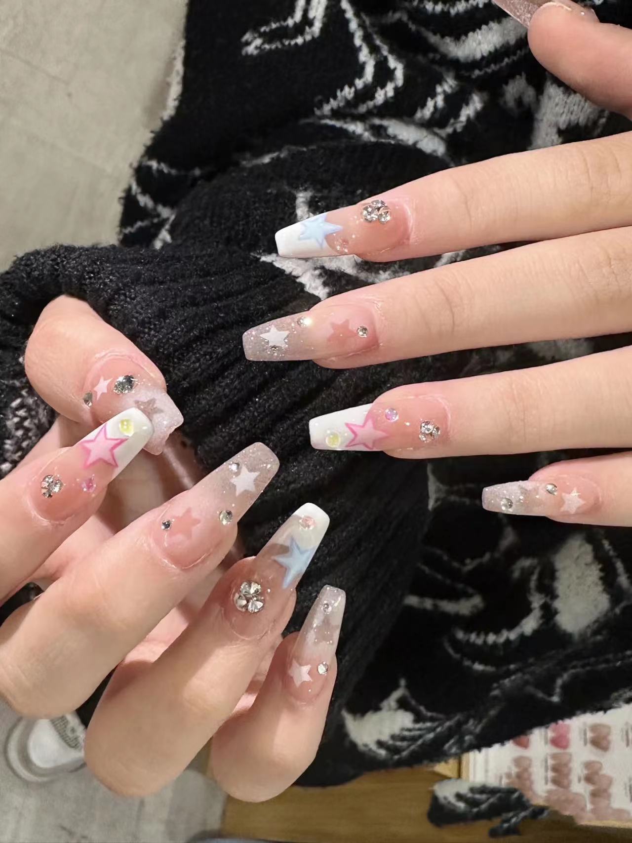 BULING-TEN PIECES OF HANDCRAFTED PRESS ON NAIL