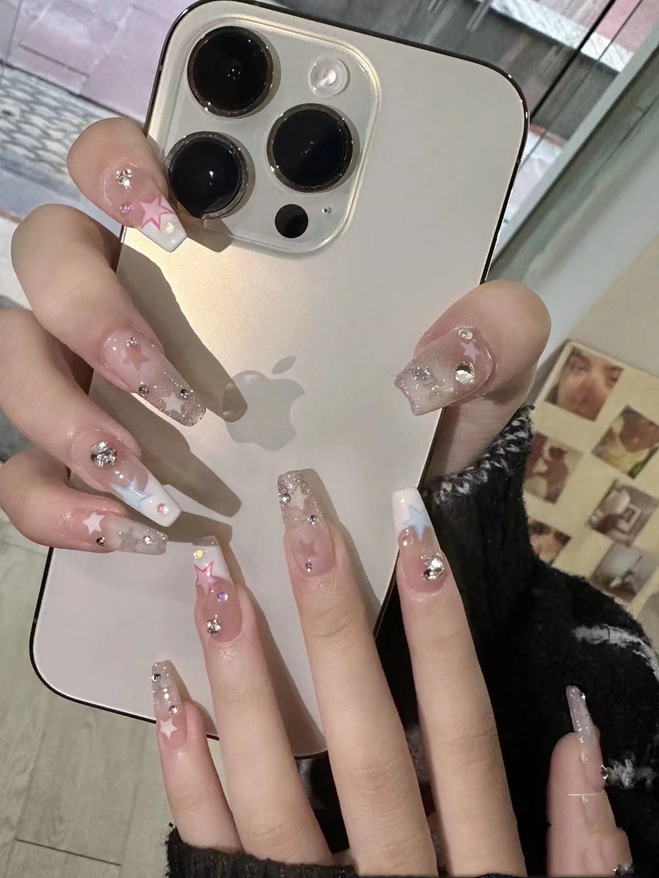 BULING-TEN PIECES OF HANDCRAFTED PRESS ON NAIL