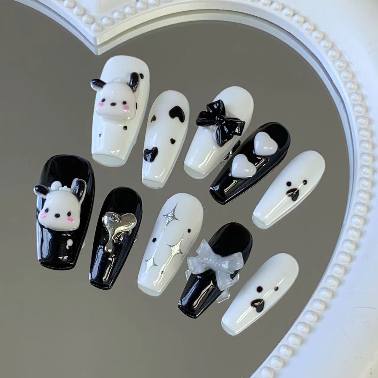 POCHACCO-TEN PIECES OF HANDCRAFTED PRESS ON NAIL