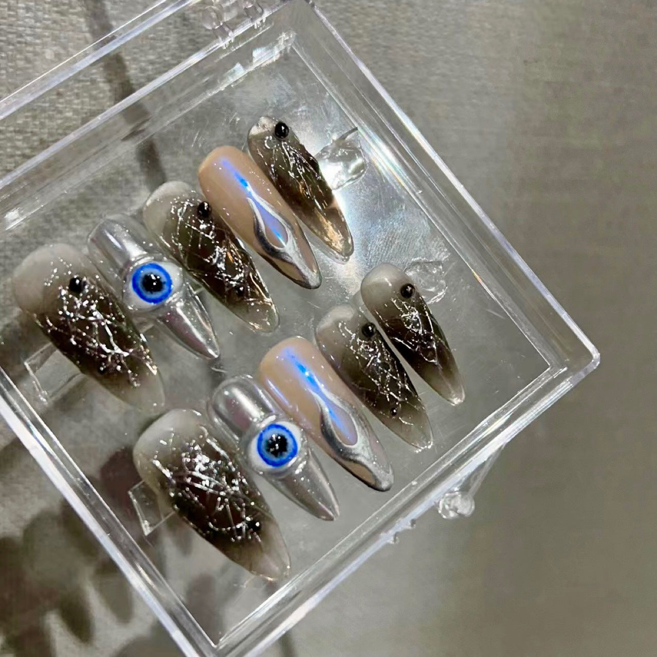 TEN PIECES OF HANDCRAFTED PRESS ON NAIL