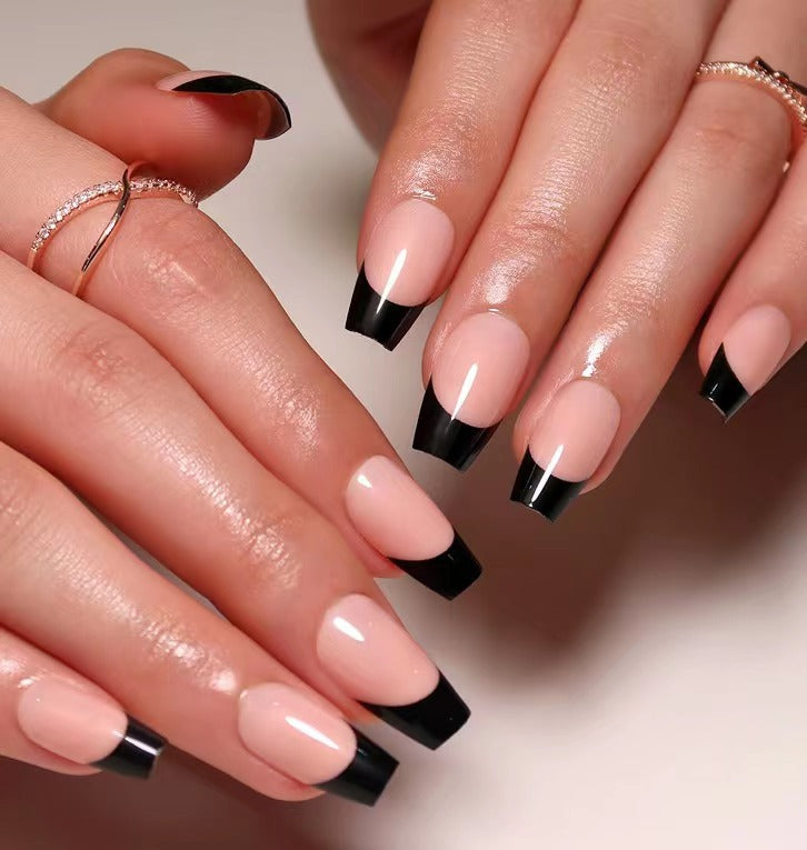 BLACK FRENCH TIP