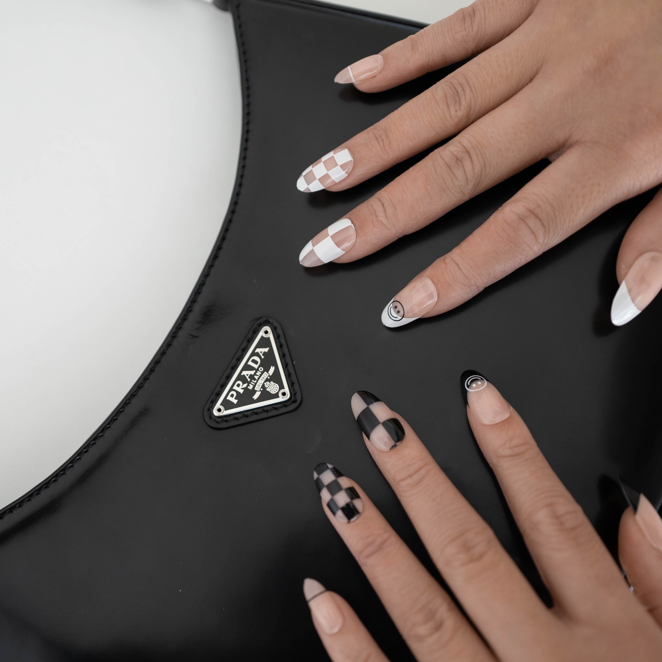 CHECKMATE (EXCLUSIVE) - 28 PCS