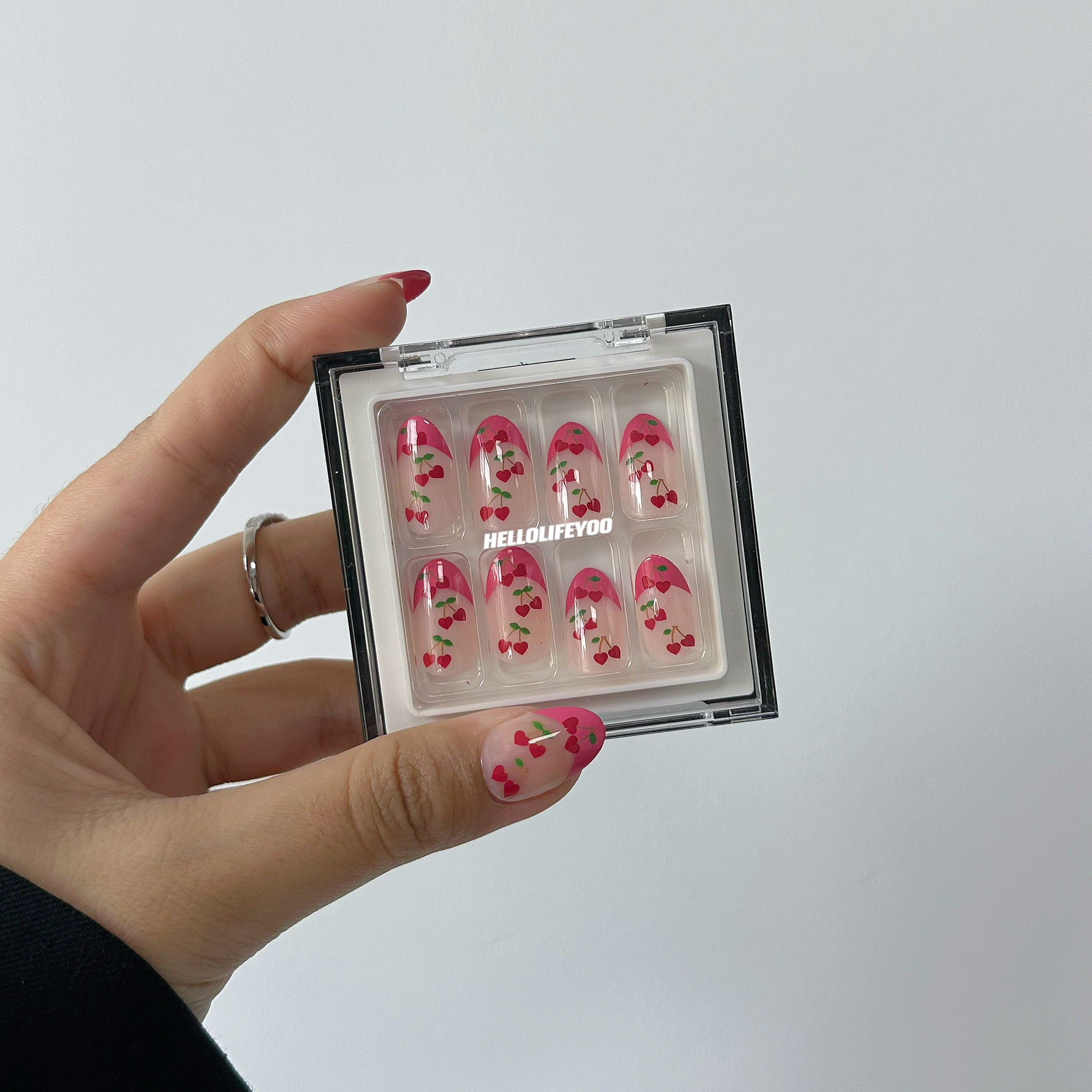 LOVE BOMB - 28 PCS