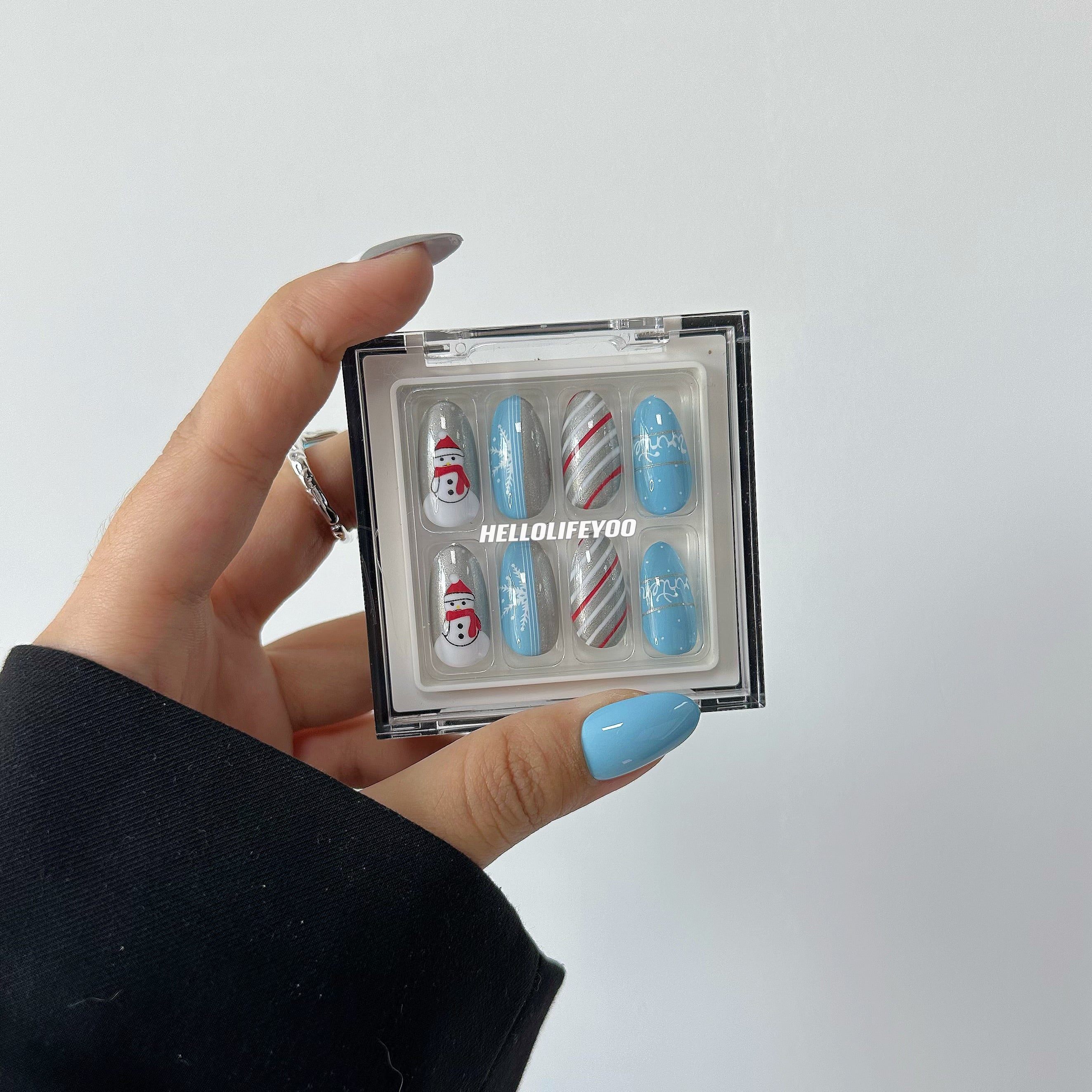 SNOWMAN GREY-CHRISTMAS PRESSON NAILS - 28 PCS