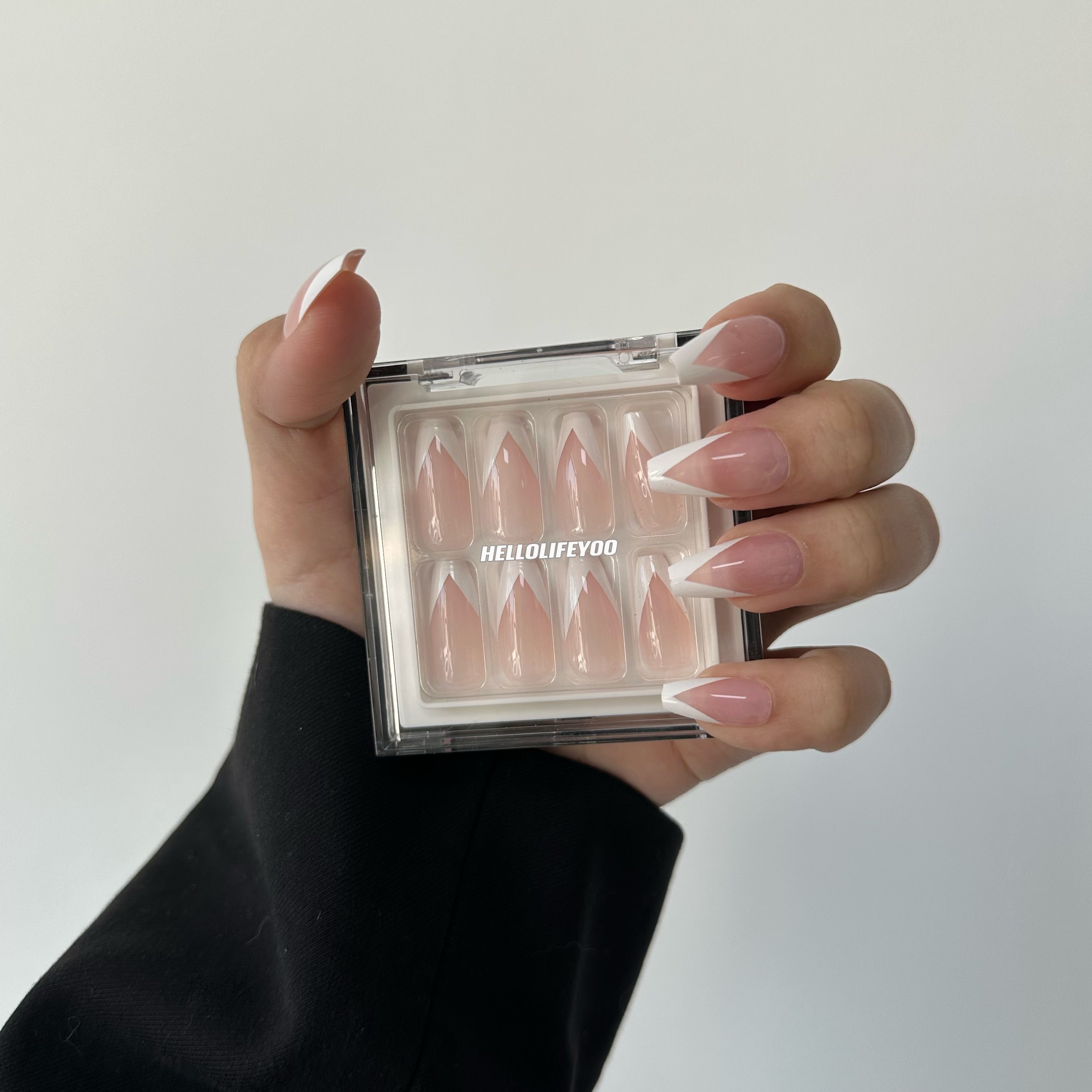 BADDIE - 28 PCS