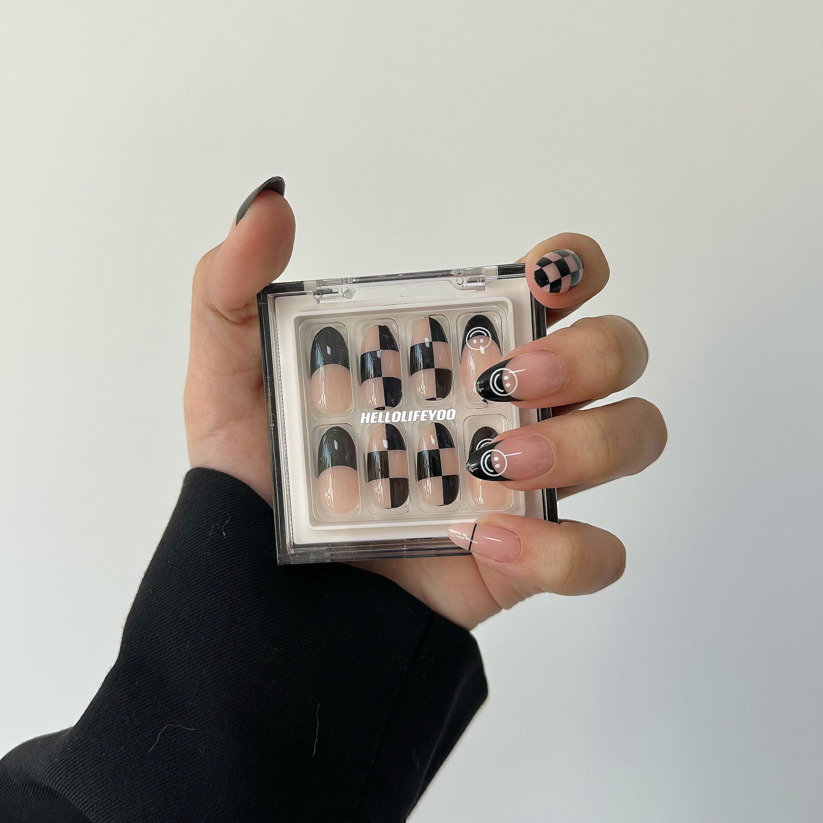 CHECKMATE (EXCLUSIVE) - 28 PCS