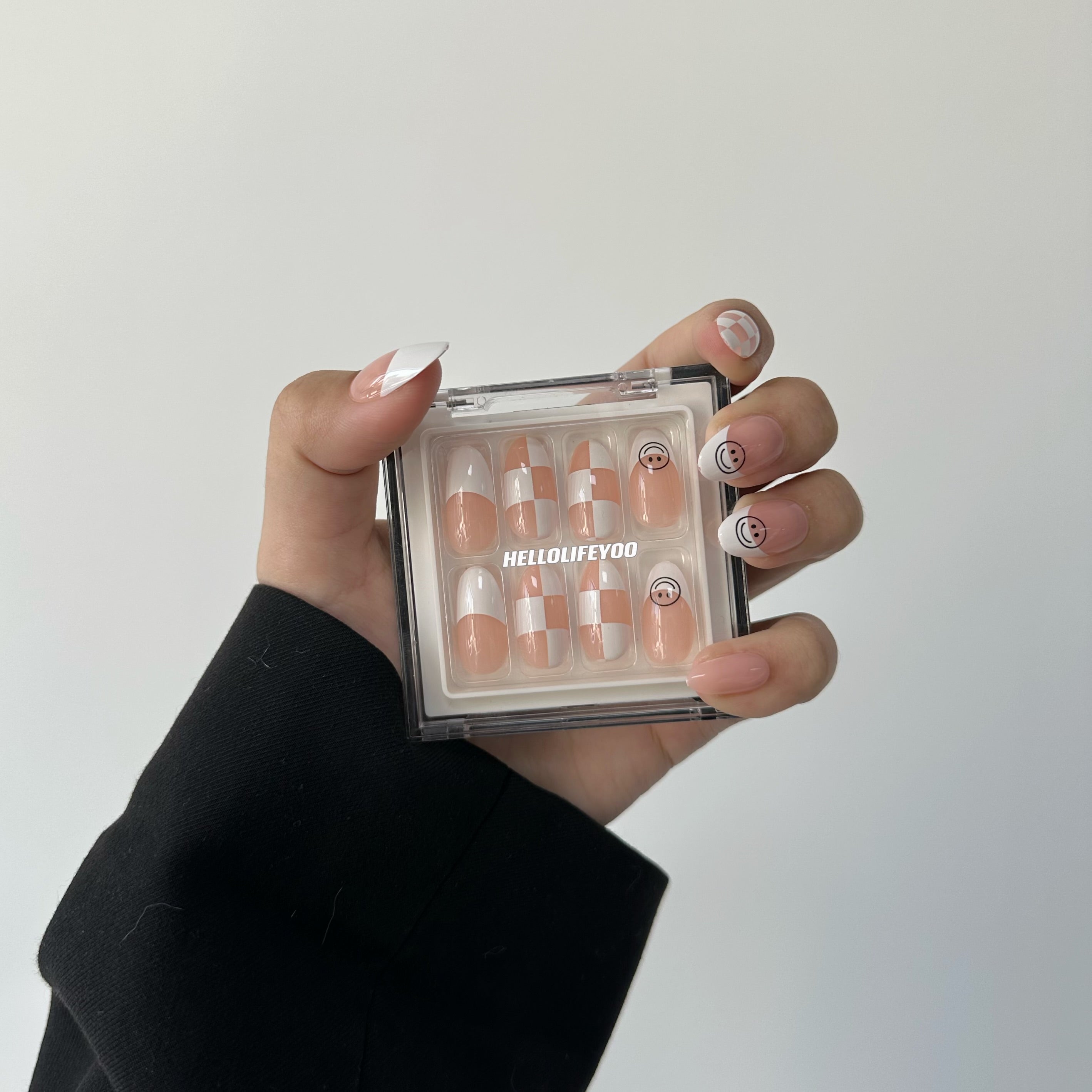 CHECKMATE (EXCLUSIVE) - 28 PCS