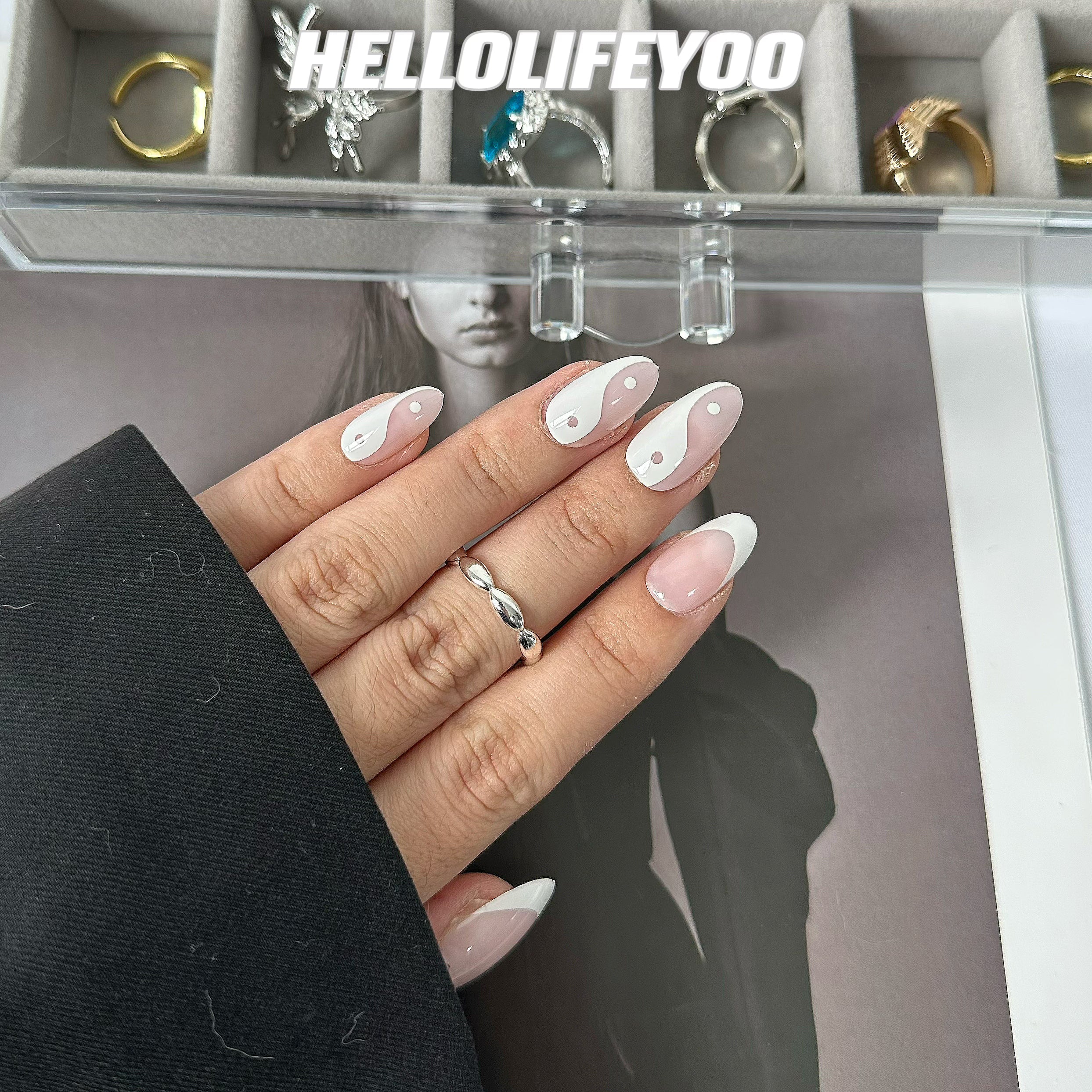 PINK YINGYANG - 28 PCS