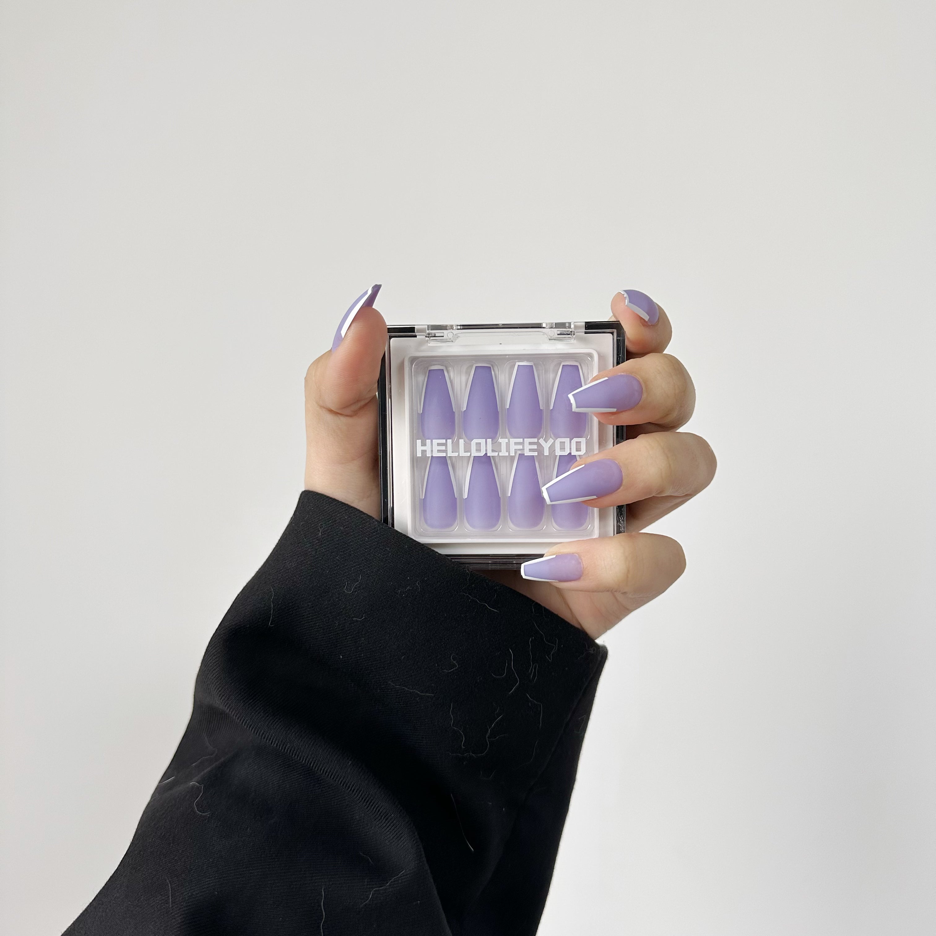 FLIRTATIOUS - 28 PCS