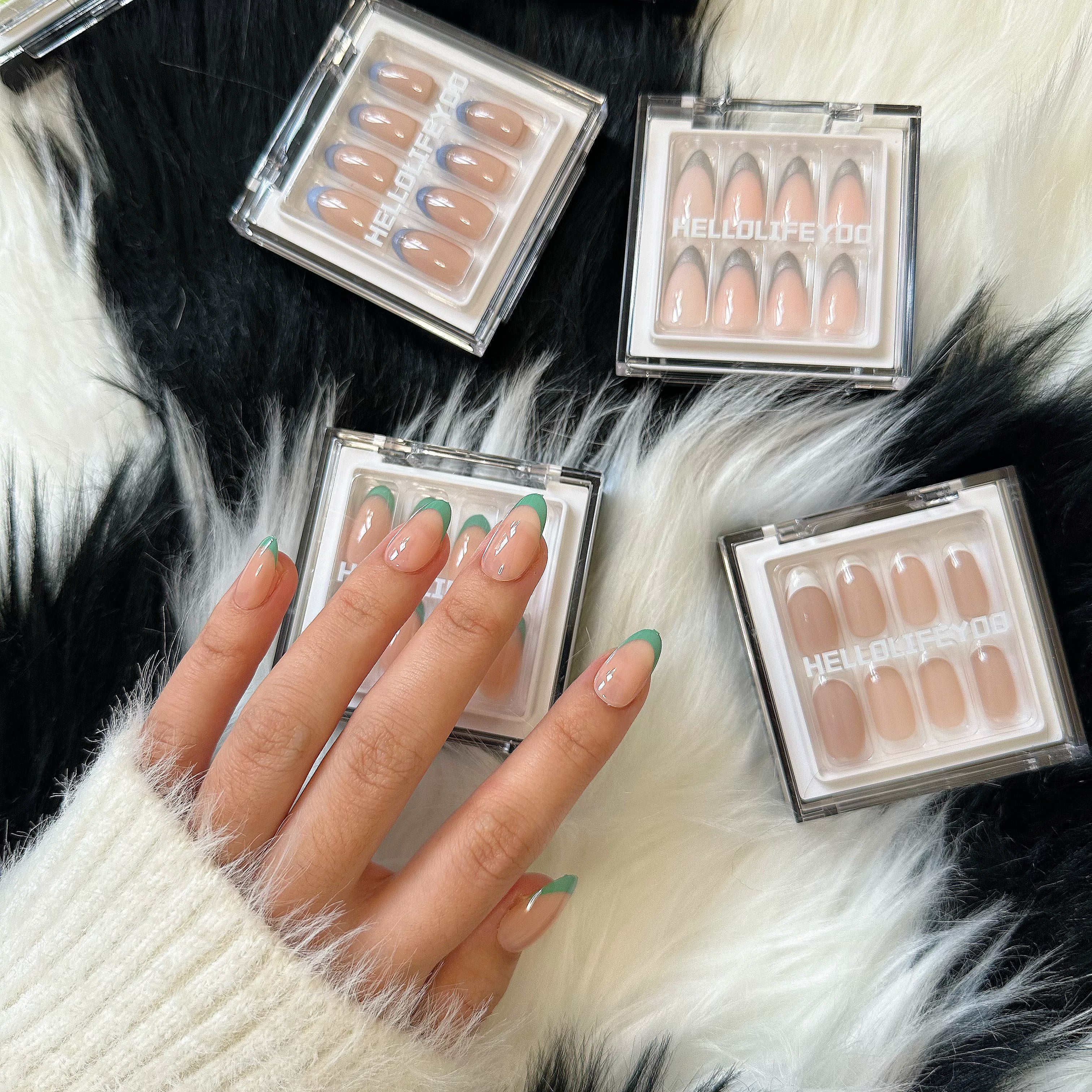 MADEMOISELLE - 28 PCS