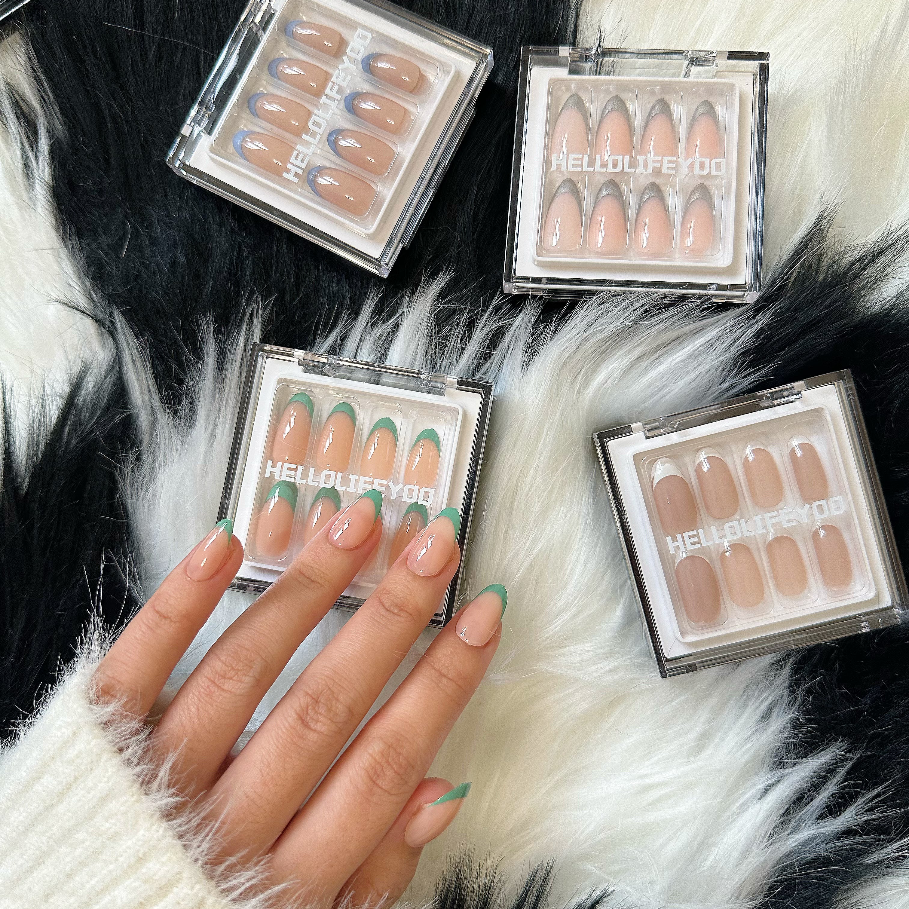 MADEMOISELLE - 28 PCS