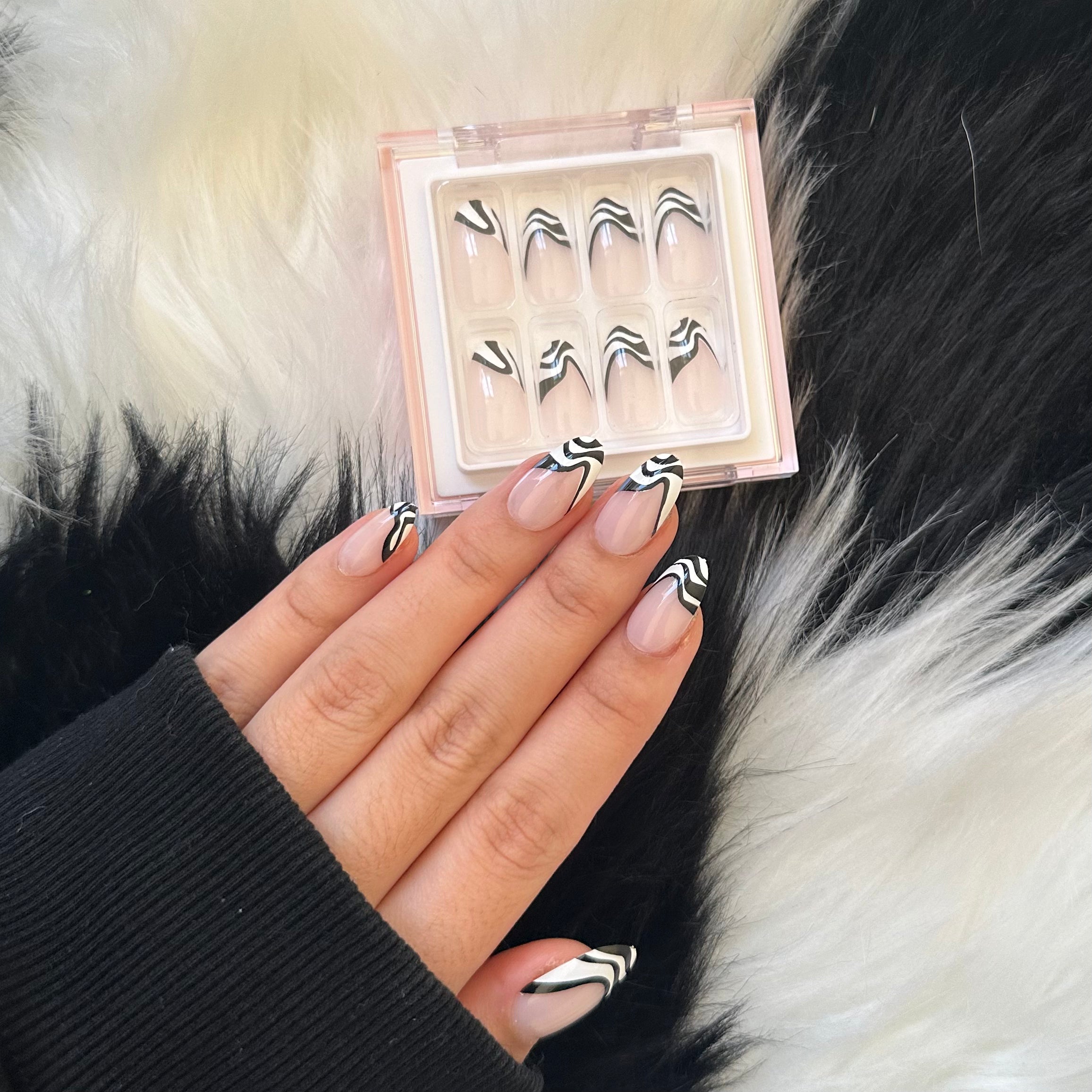 GLOW UP - 28 PCS