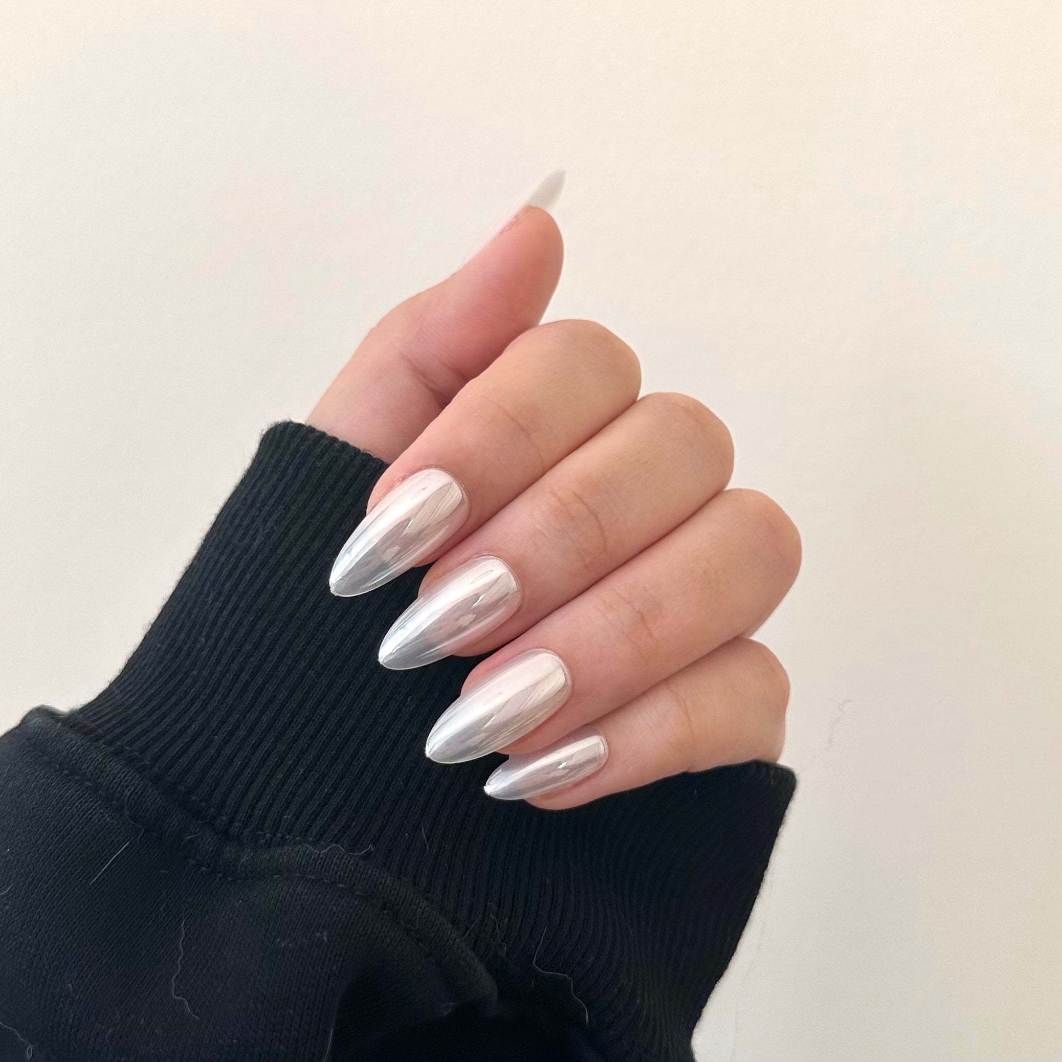 WHITE AURORA - 28 PCS