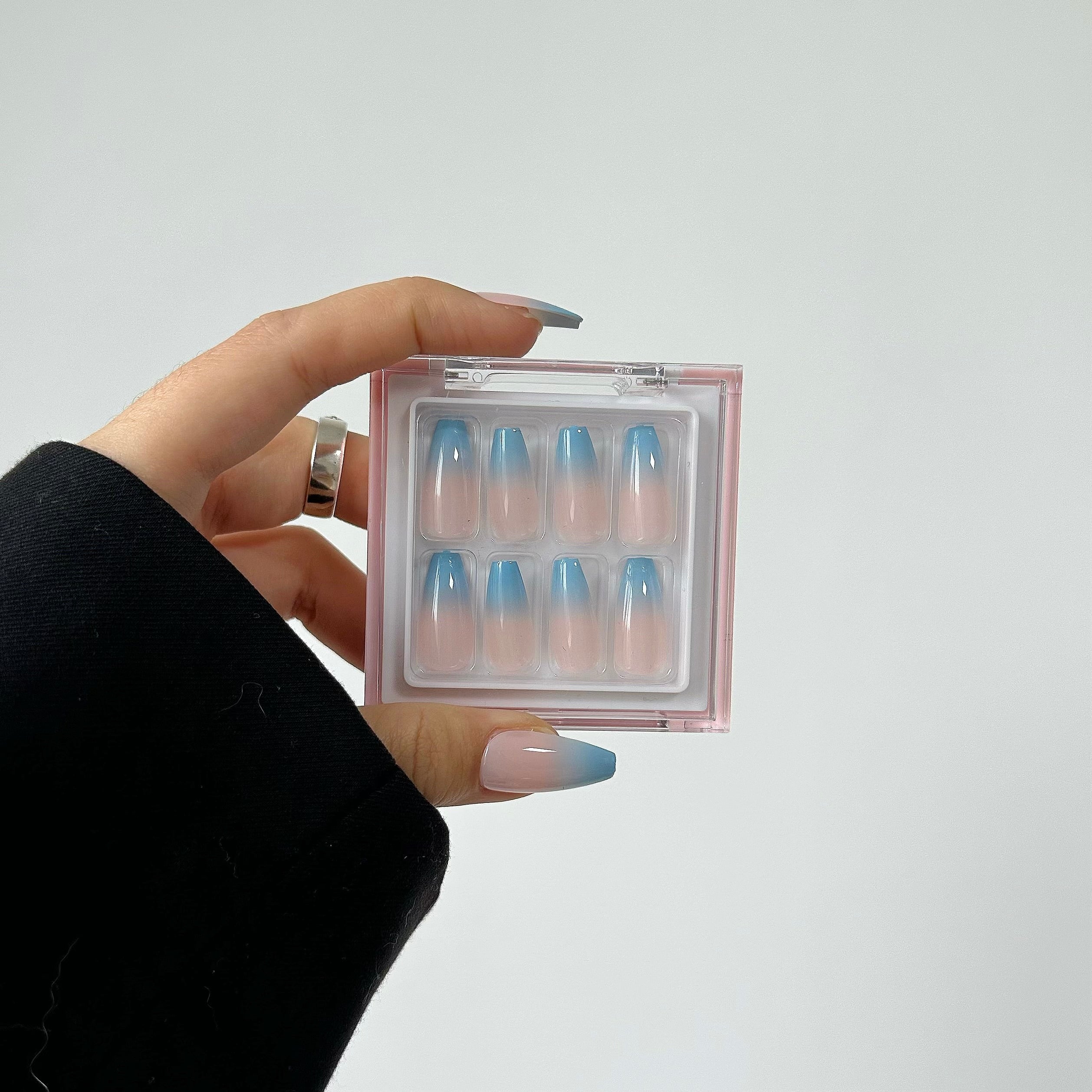 ICY BEAUTY - 28 PCS