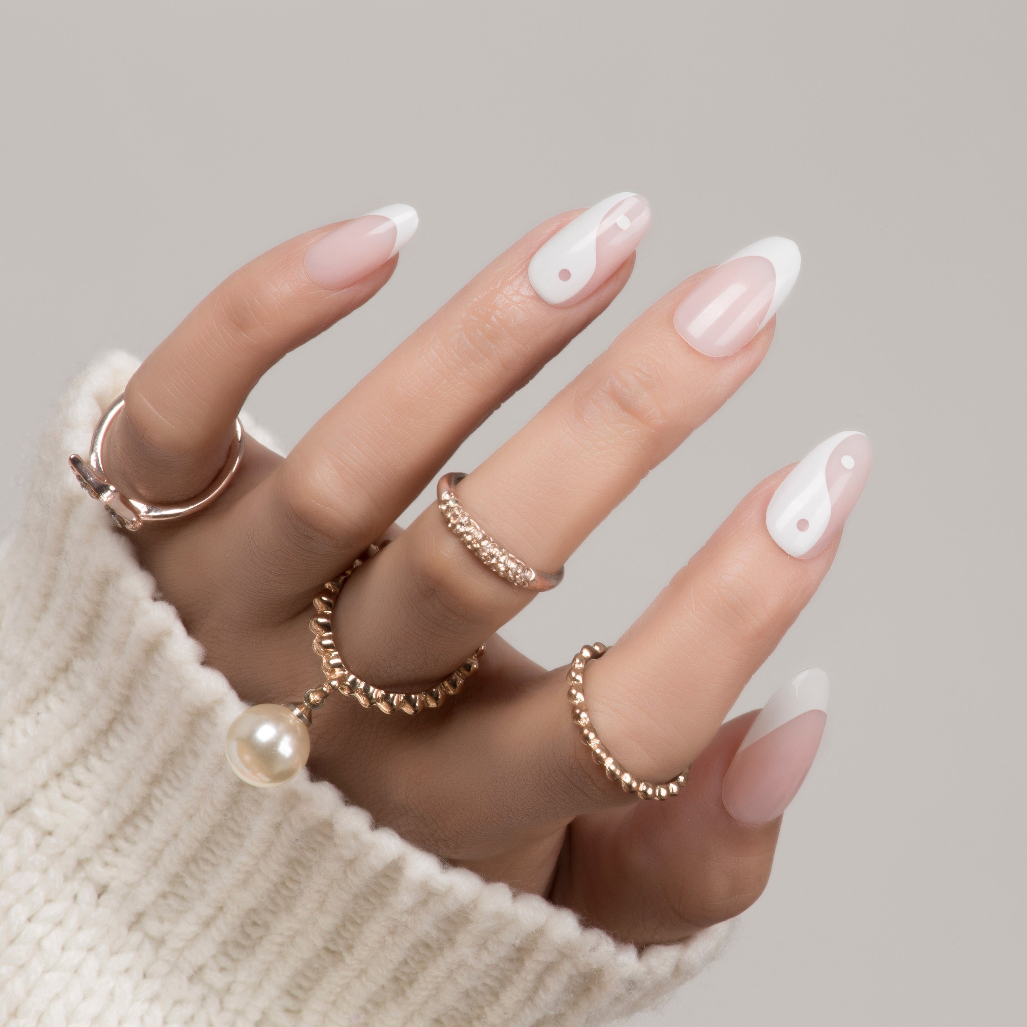 PINK YINGYANG - 28 PCS