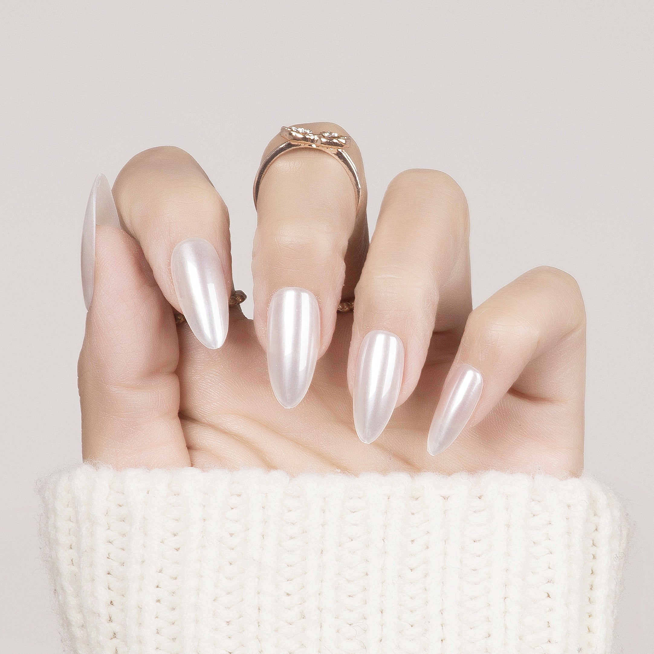 WHITE AURORA - 28 PCS