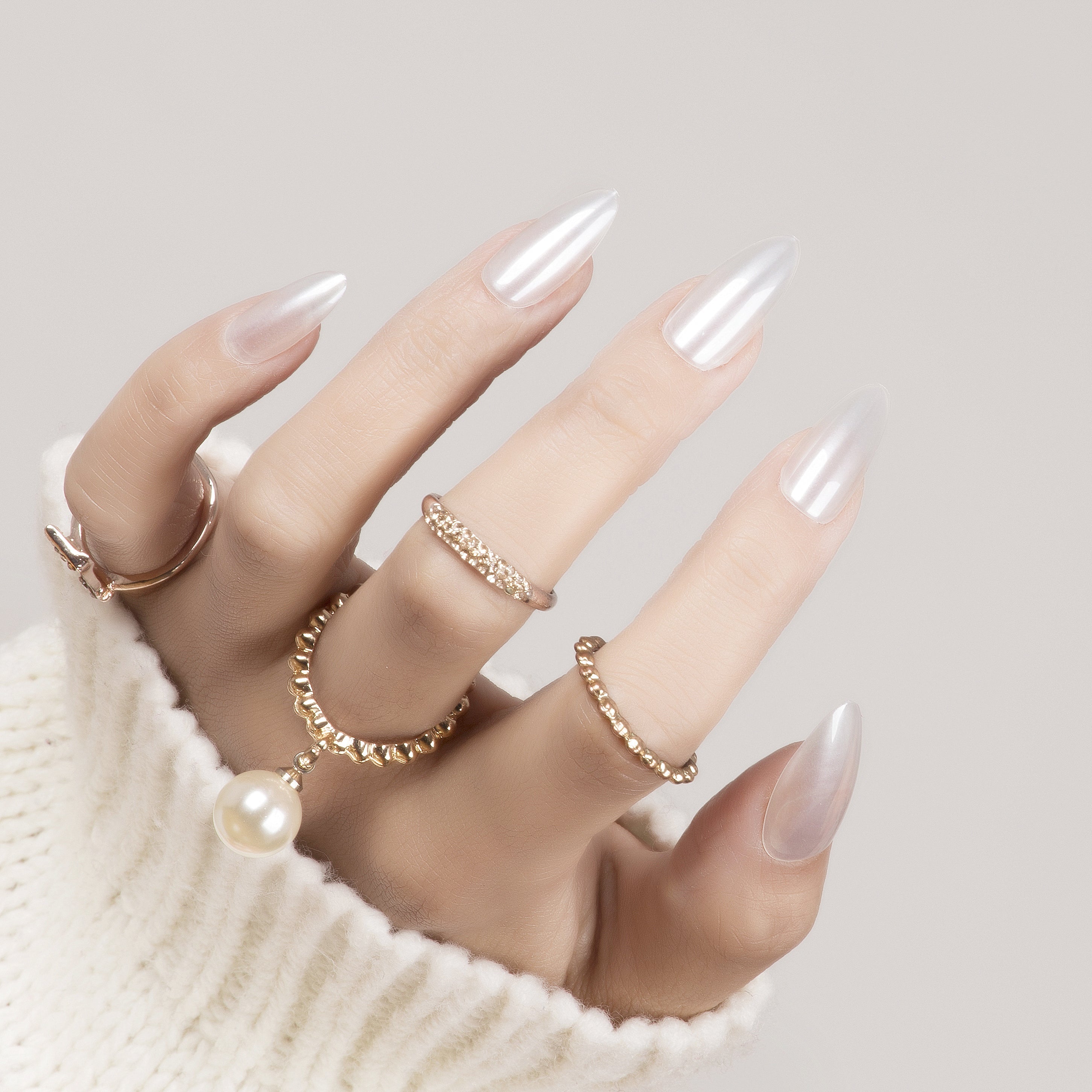 WHITE AURORA - 28 PCS