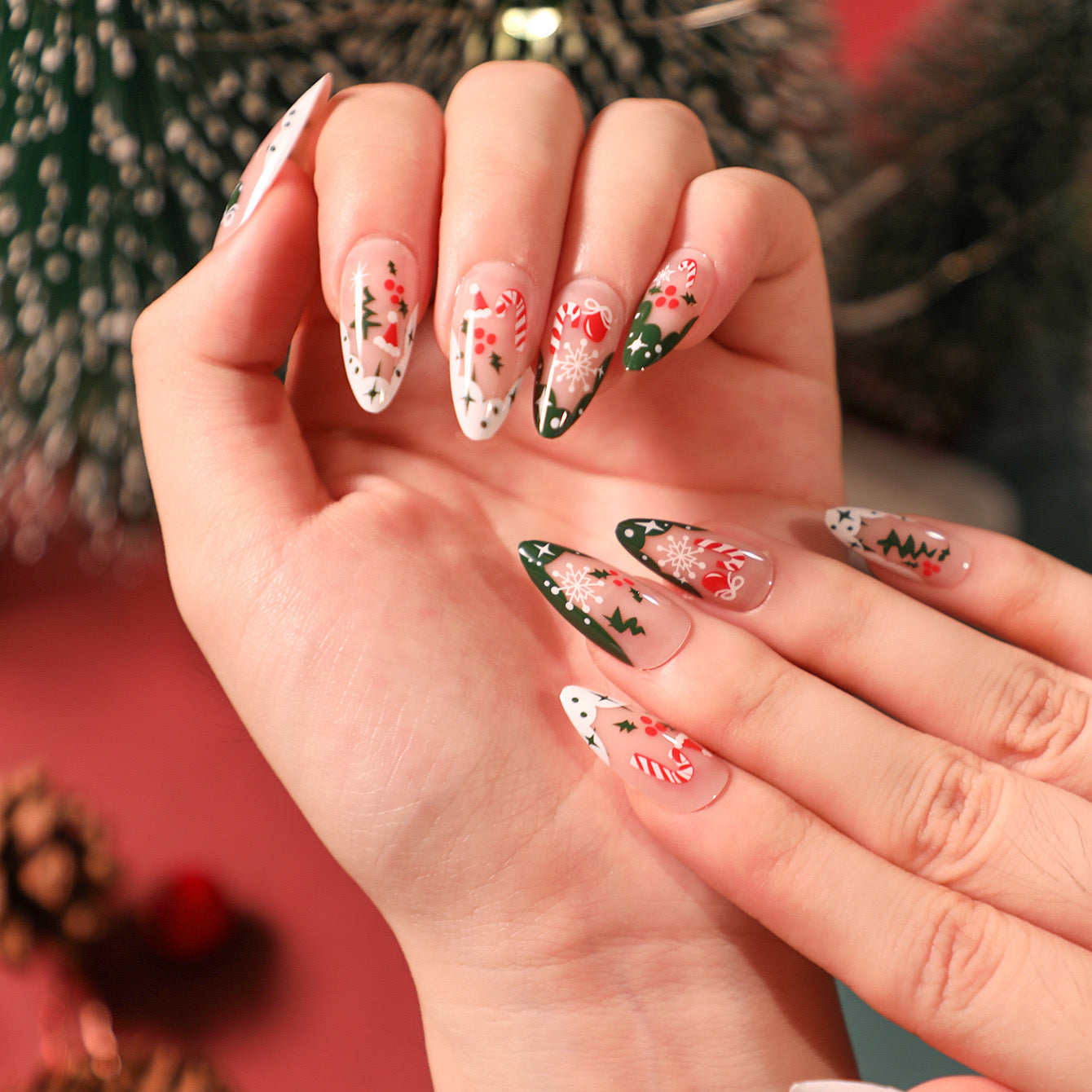 CHRISTMAS PRESS ON NAILS 24PCS