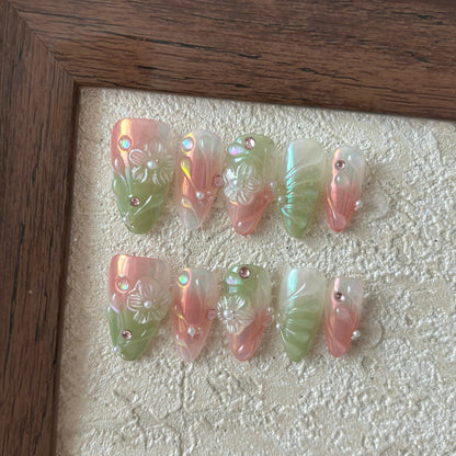 IDYLLIC-TEN PIECES OF 3D FLOWER HANDCRAFTED PRESS ON NAIL