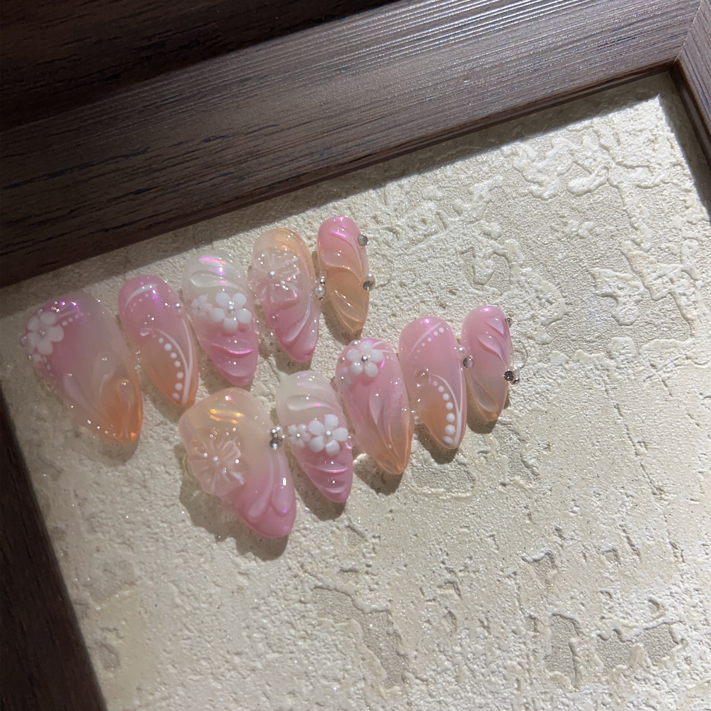 PINK CHAMPAGNE-TEN PIECES OF HANDCRAFTED PRESS ON NAIL