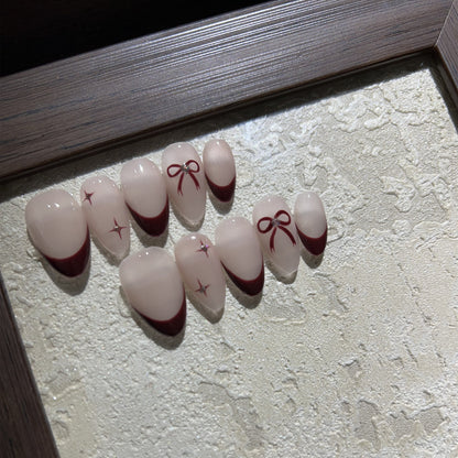 CHRISTMAS-TEN PIECES OF HANDCRAFTED PRESS ON NAIL