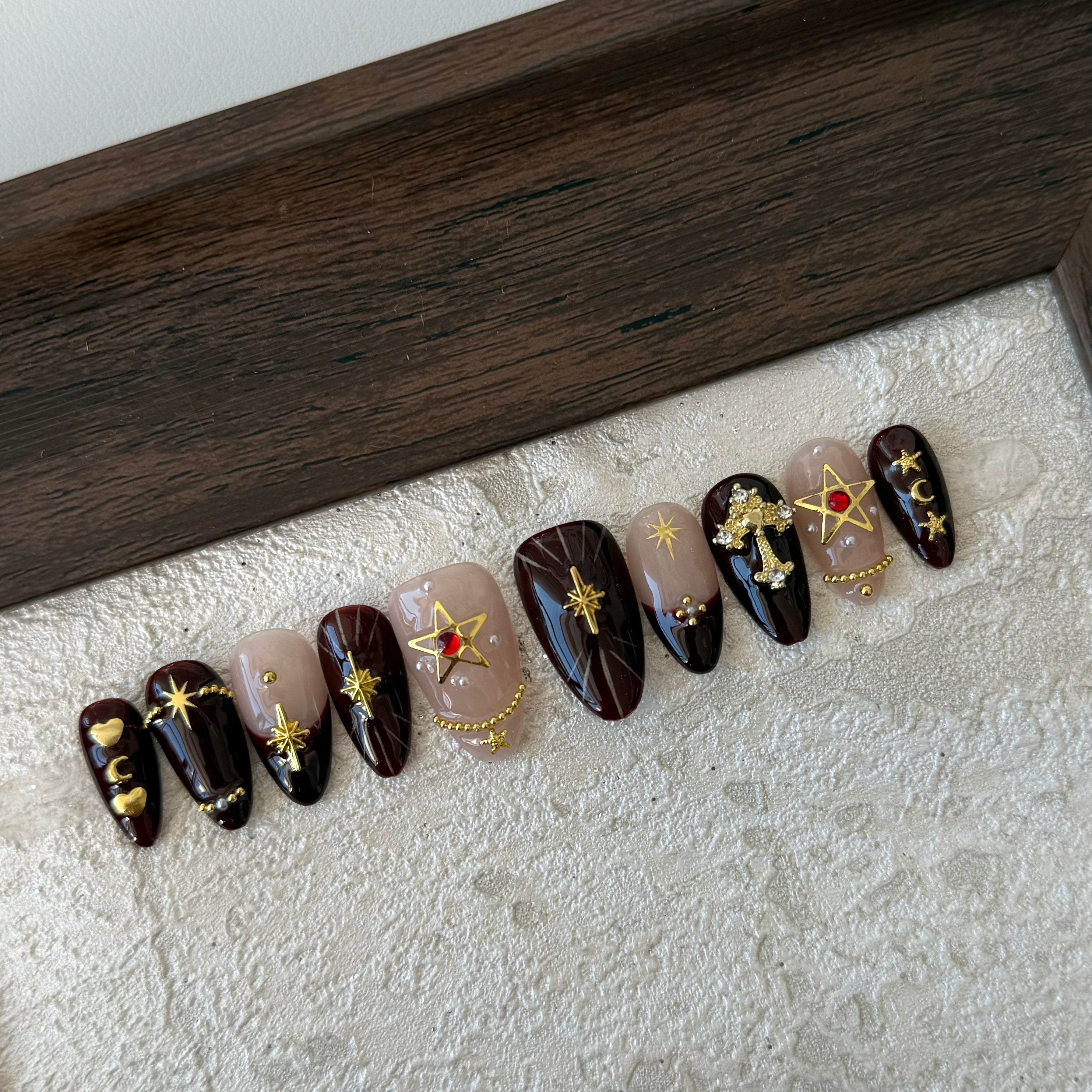 3D ALMOND-TEN PIECES OF HANDCRAFTED PRESS ON NAIL