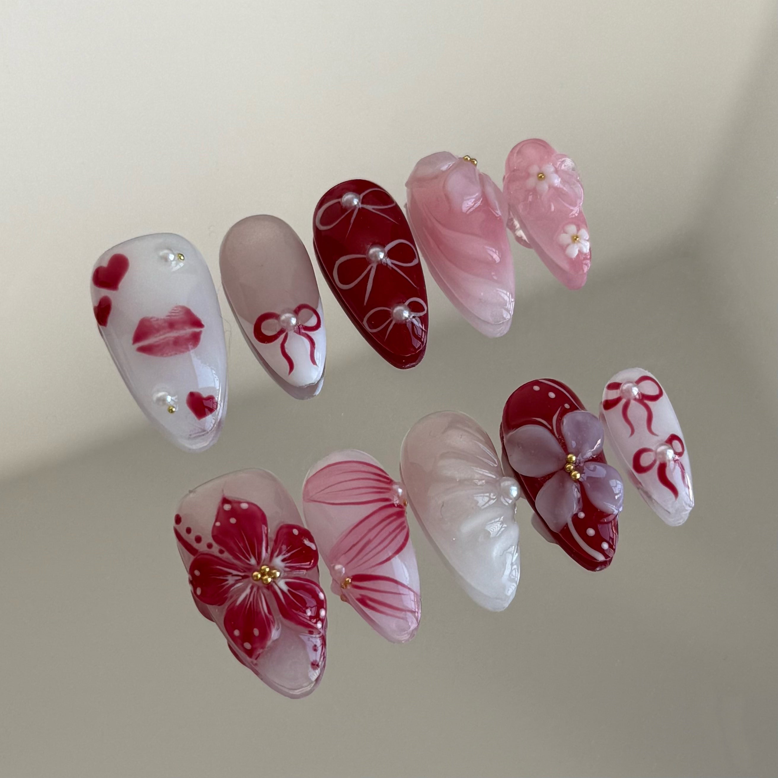 KISS-3D FLOWER TEN PIECES OF HANDCRAFTED PRESS ON NAIL