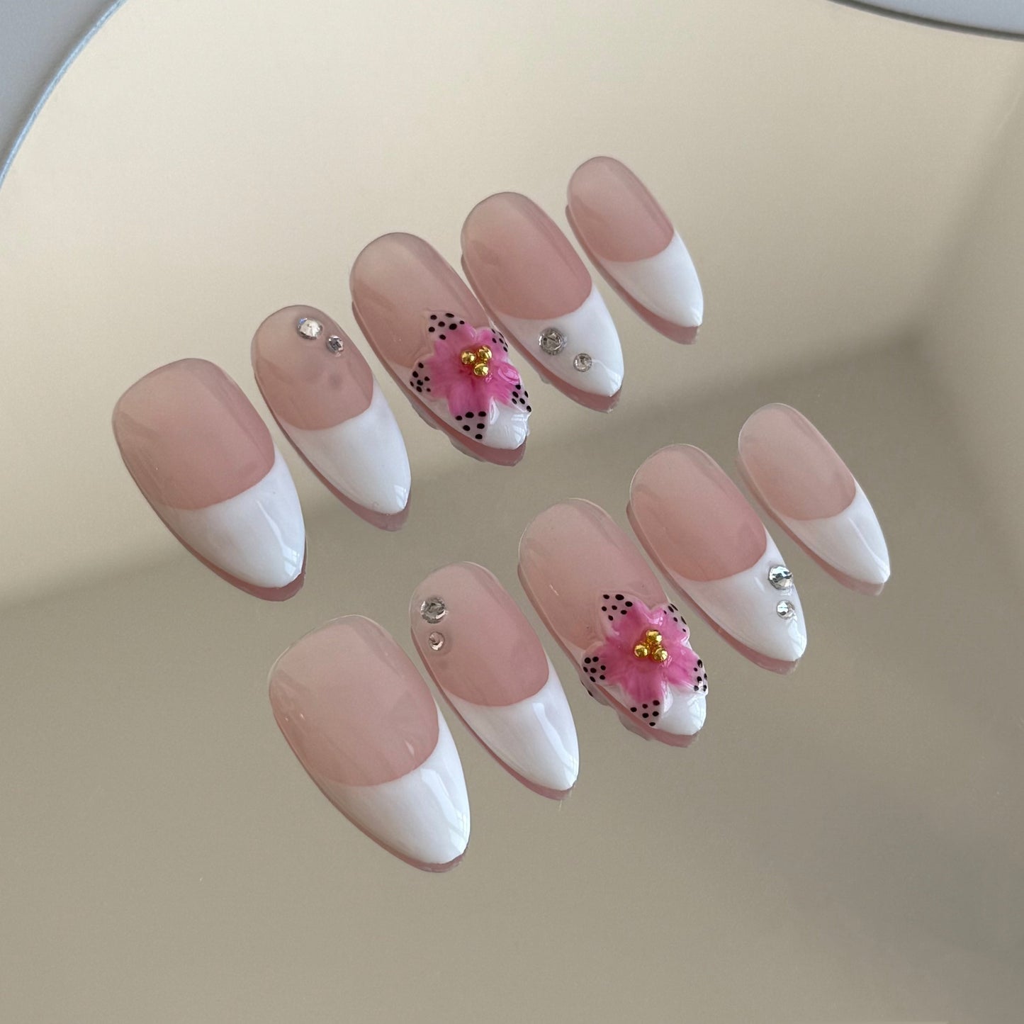 LILAC-3D FLOWER TEN PIECES OF HANDCRAFTED PRESS ON NAIL