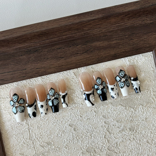 NOSTALGIA-TEN PIECES OF HANDCRAFTED PRESS ON NAIL