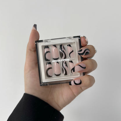 AFTER DARK - 28 PCS