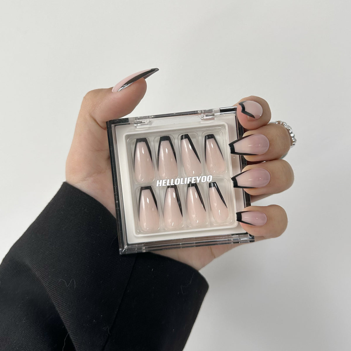 MINIMALISM - 28 PCS