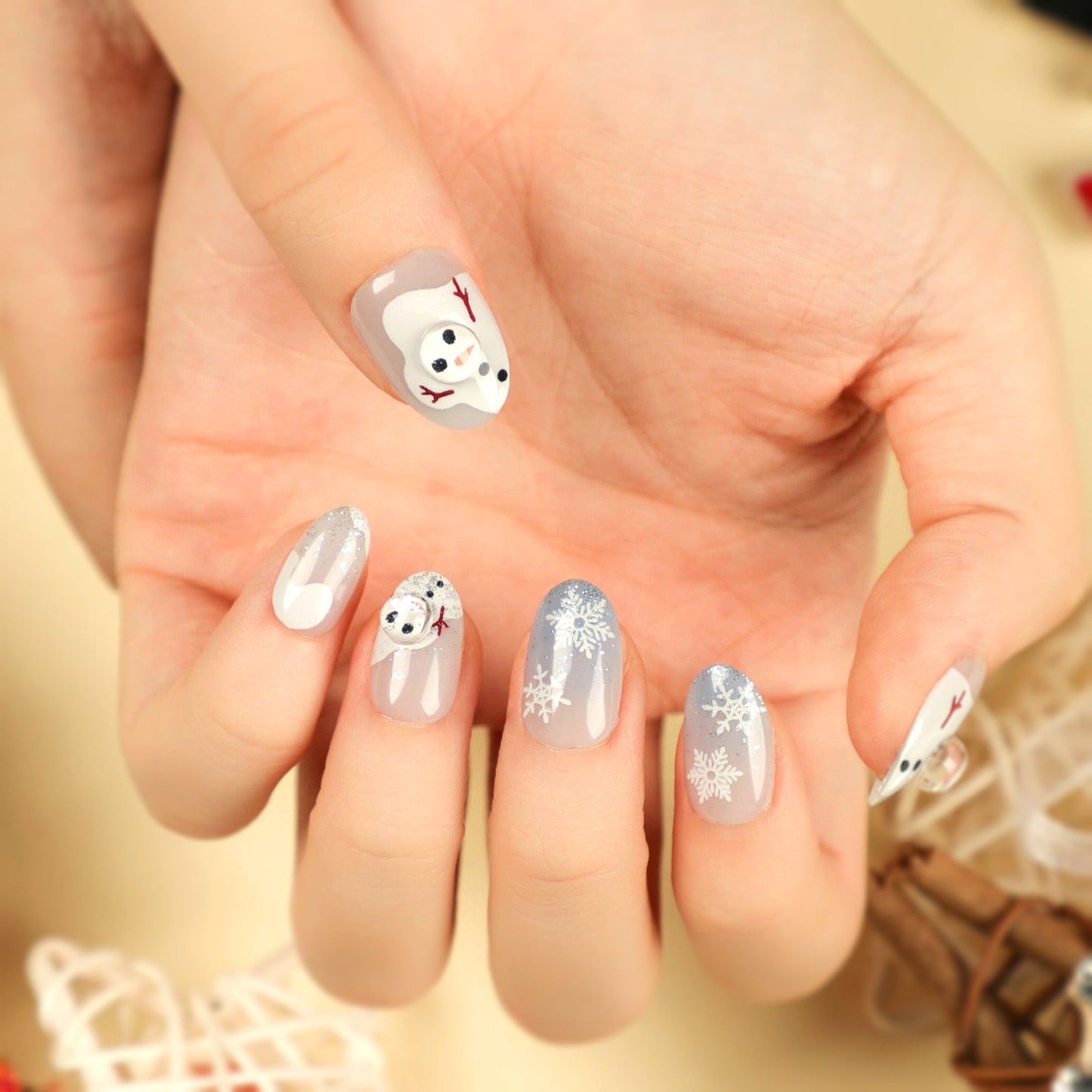 CHRISTMAS PRESS ON NAILS 24PCS