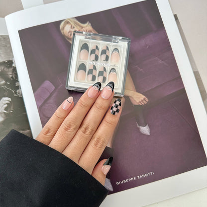 CHECKMATE (EXCLUSIVE) - 28 PCS