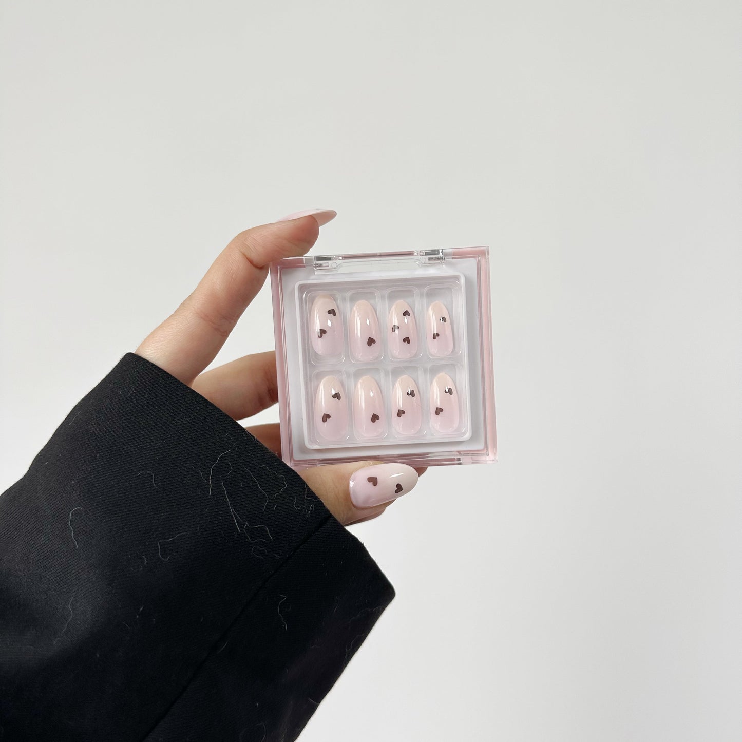 THAT GIRL - 28 PCS