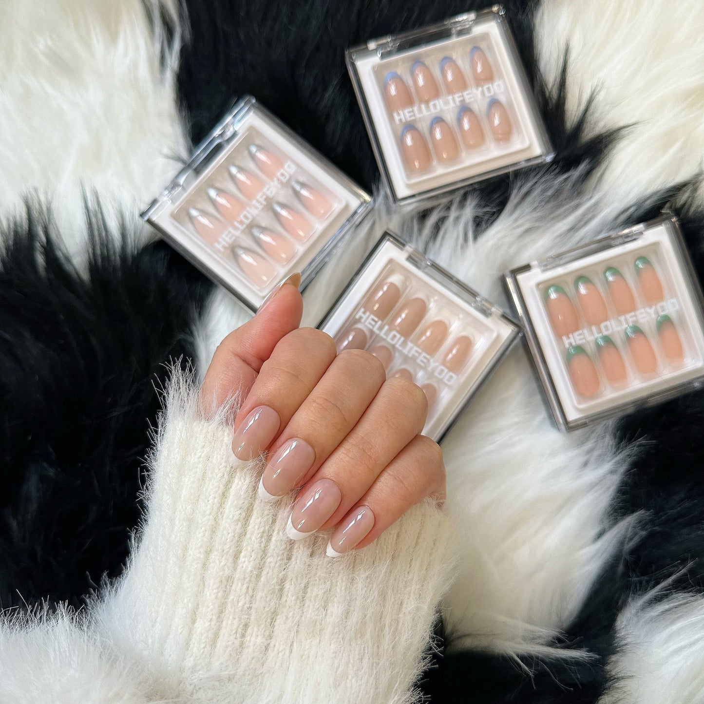THAT GIRL - 28 PCS