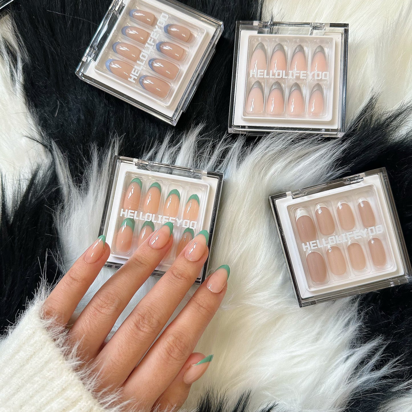 MADEMOISELLE - 28 PCS