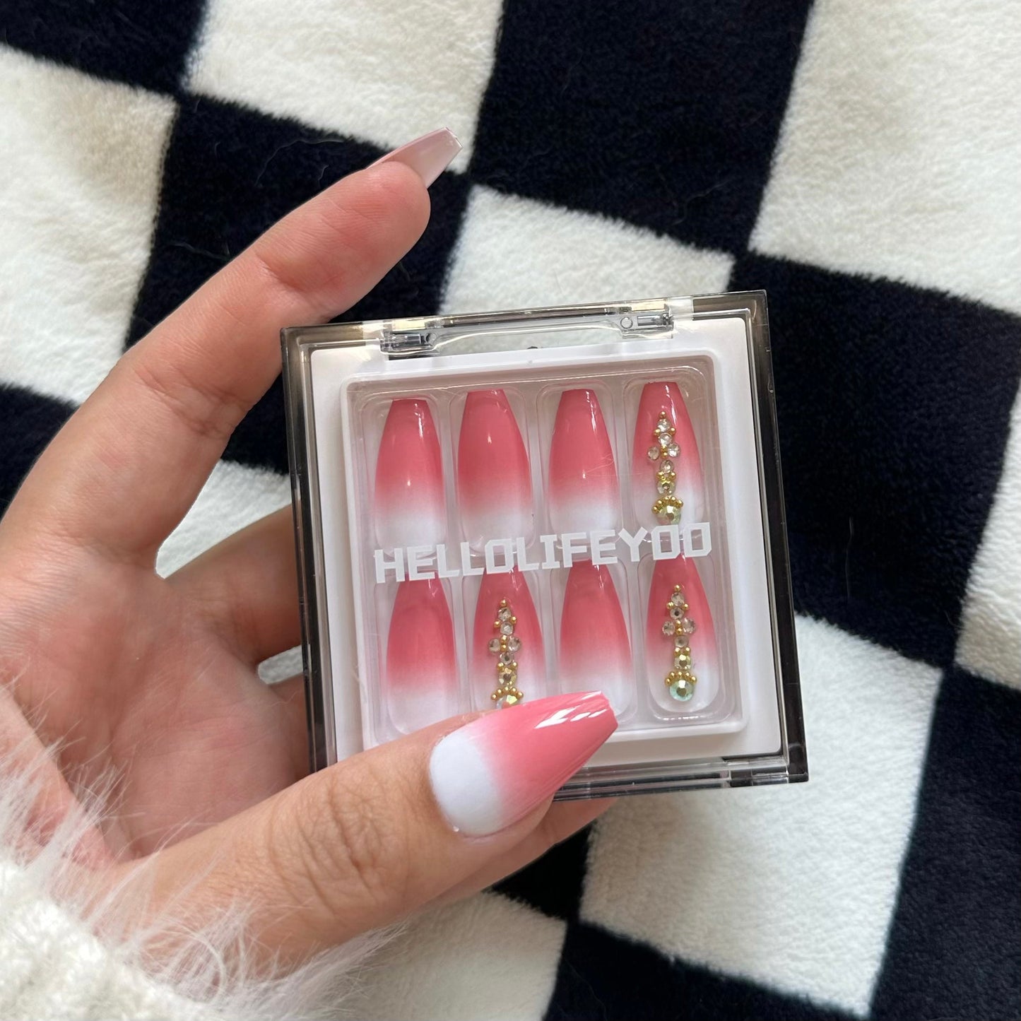 UTOPIA - 28 PCS