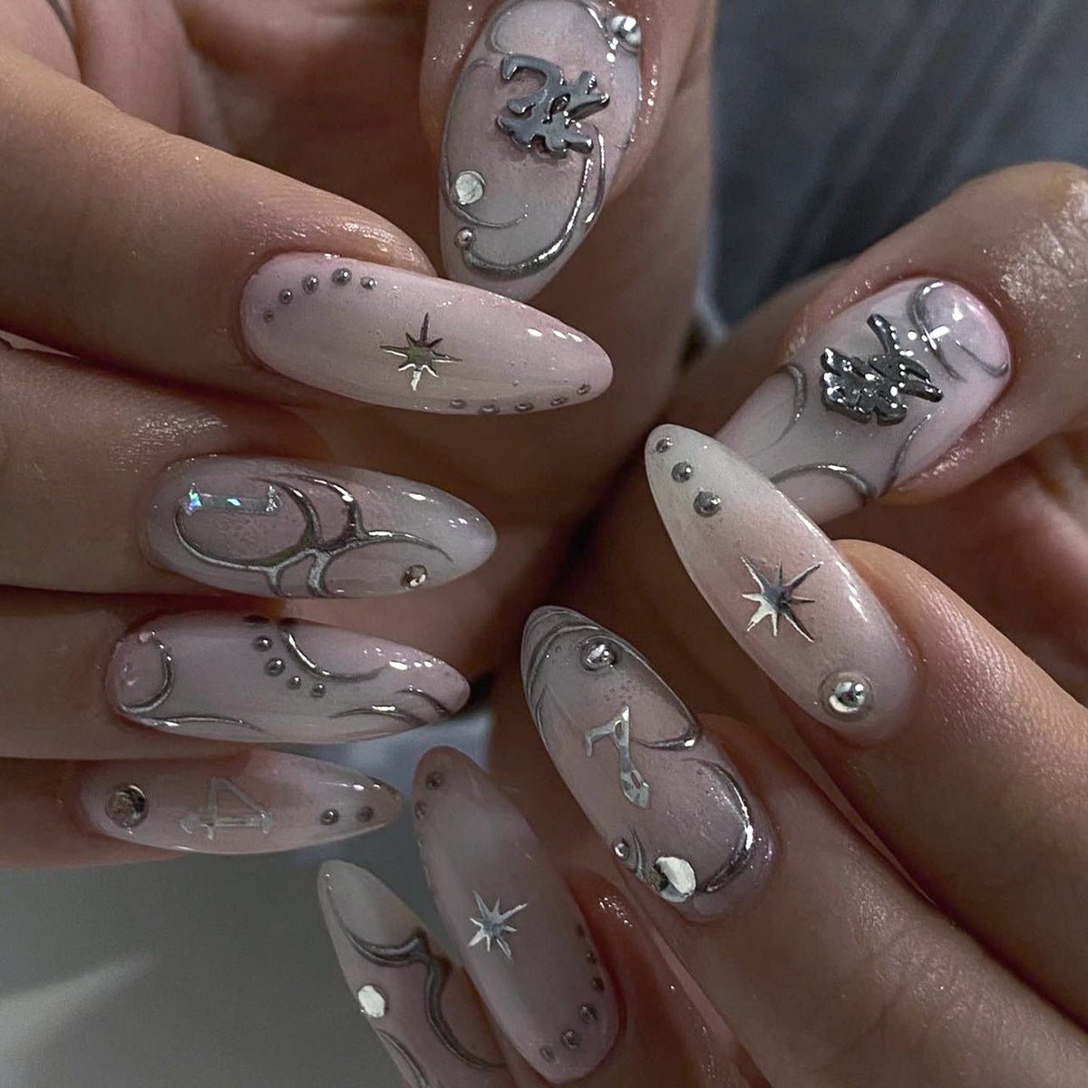 24PCS MEDIUM ALMONDS PRESS ON NAILS