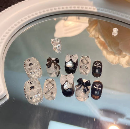 RUNAWAY LOLI-TEN PIECES OF HANDCRAFTED PRESS ON NAIL