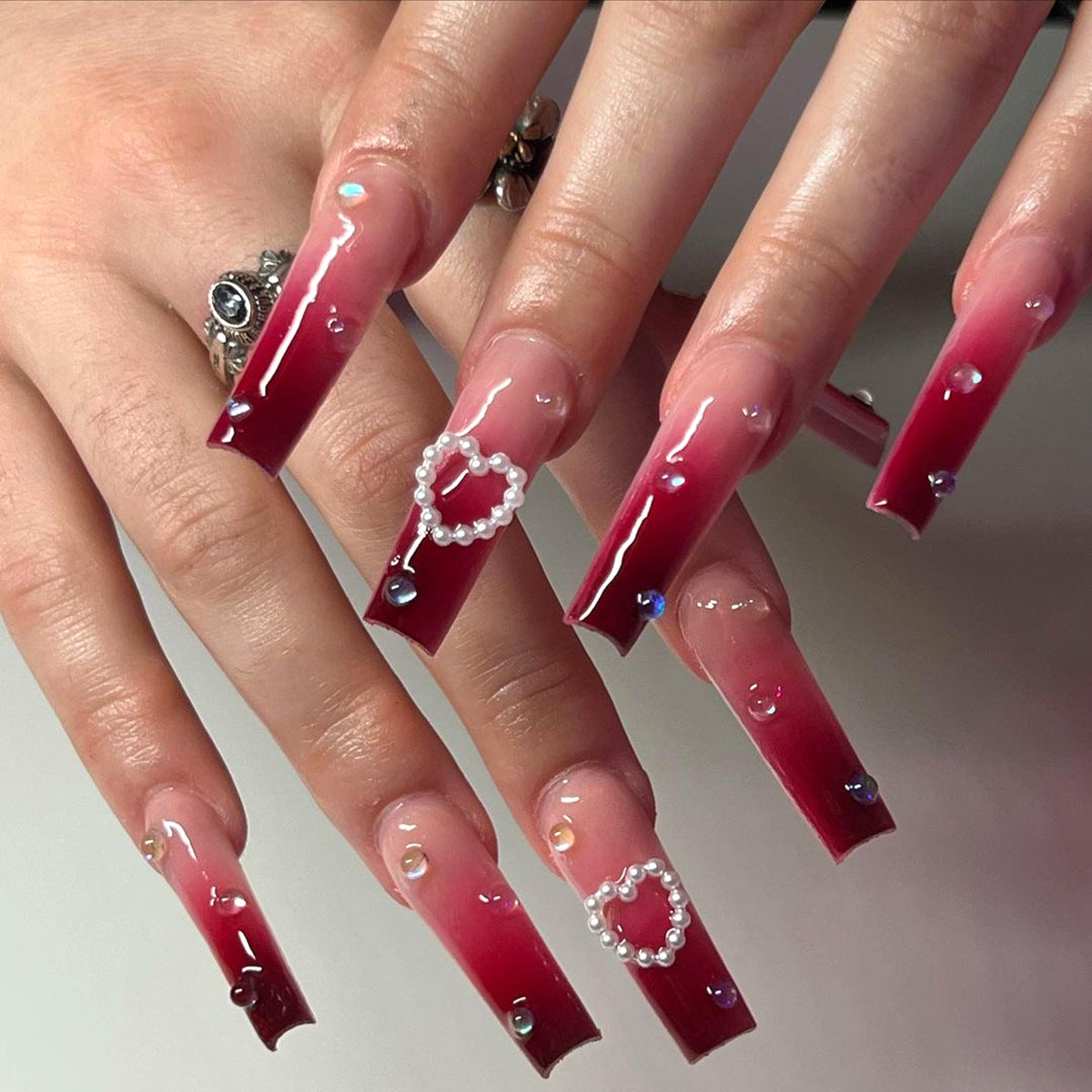 24 PCS LONG COFFIN PEARL HEART PRESS ON NAILS