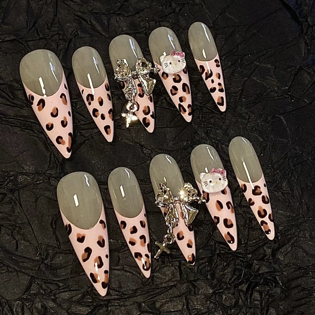 LEOPARD KITTY-TEN PIECES OF HANDCRAFTED PRESS ON NAIL